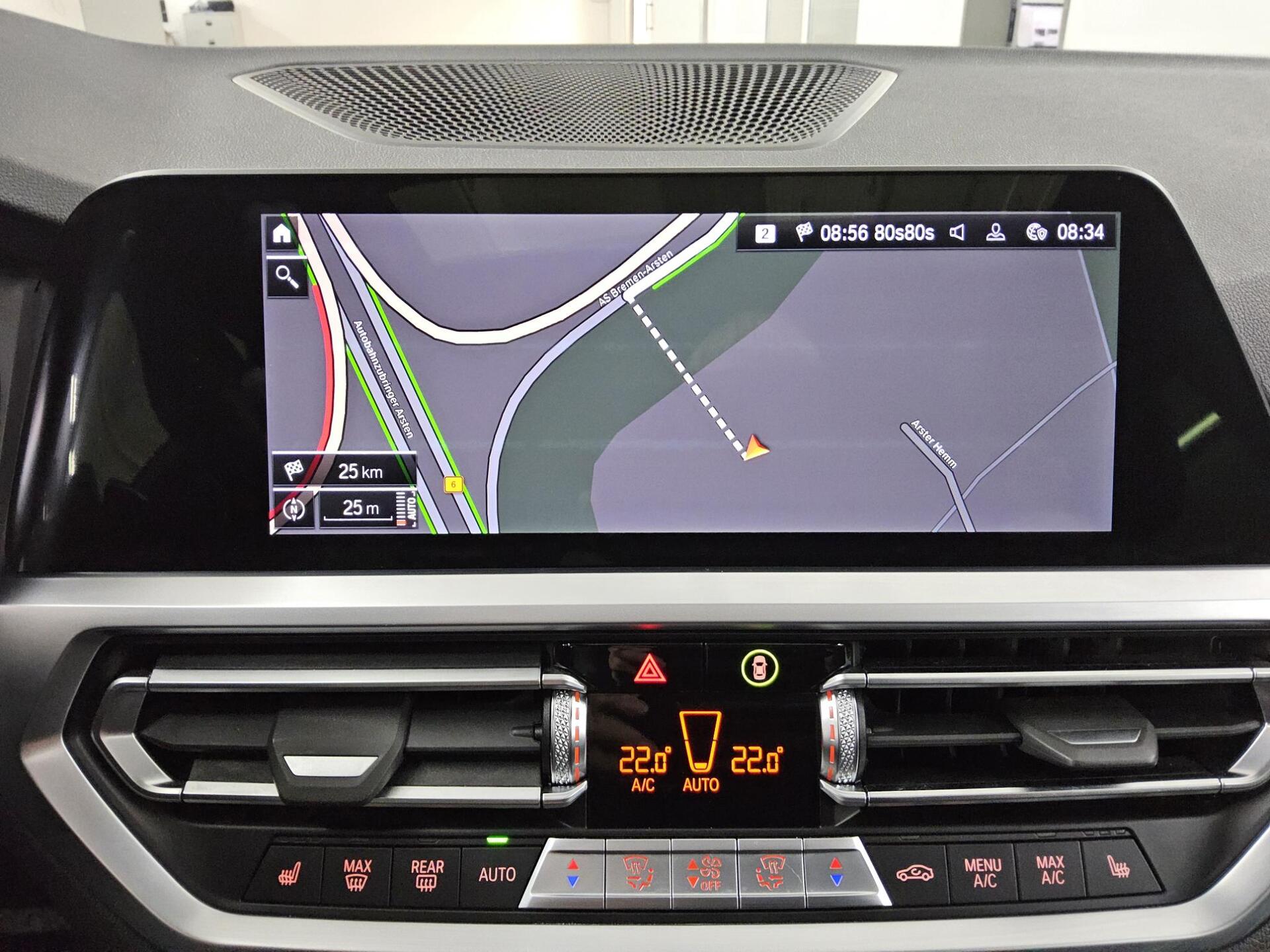 BMW 320d Touring Sport-Line T-Leder Navi Laser Pano 7