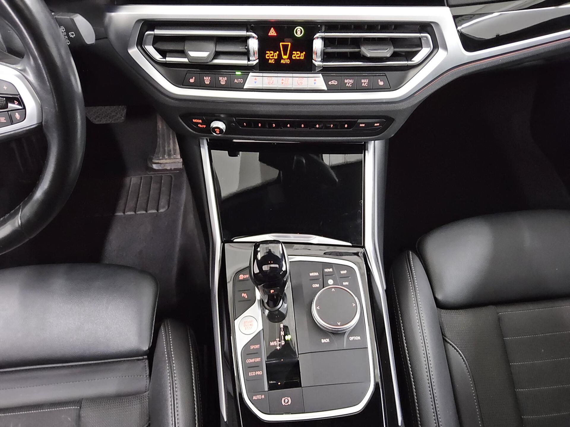 BMW 320d Touring Sport-Line T-Leder Navi Laser Pano 6