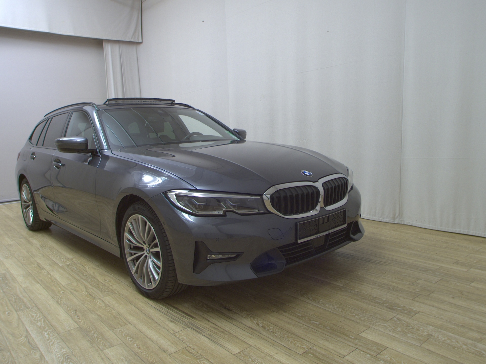 BMW 320d Touring Sport-Line T-Leder Navi Laser Pano 3
