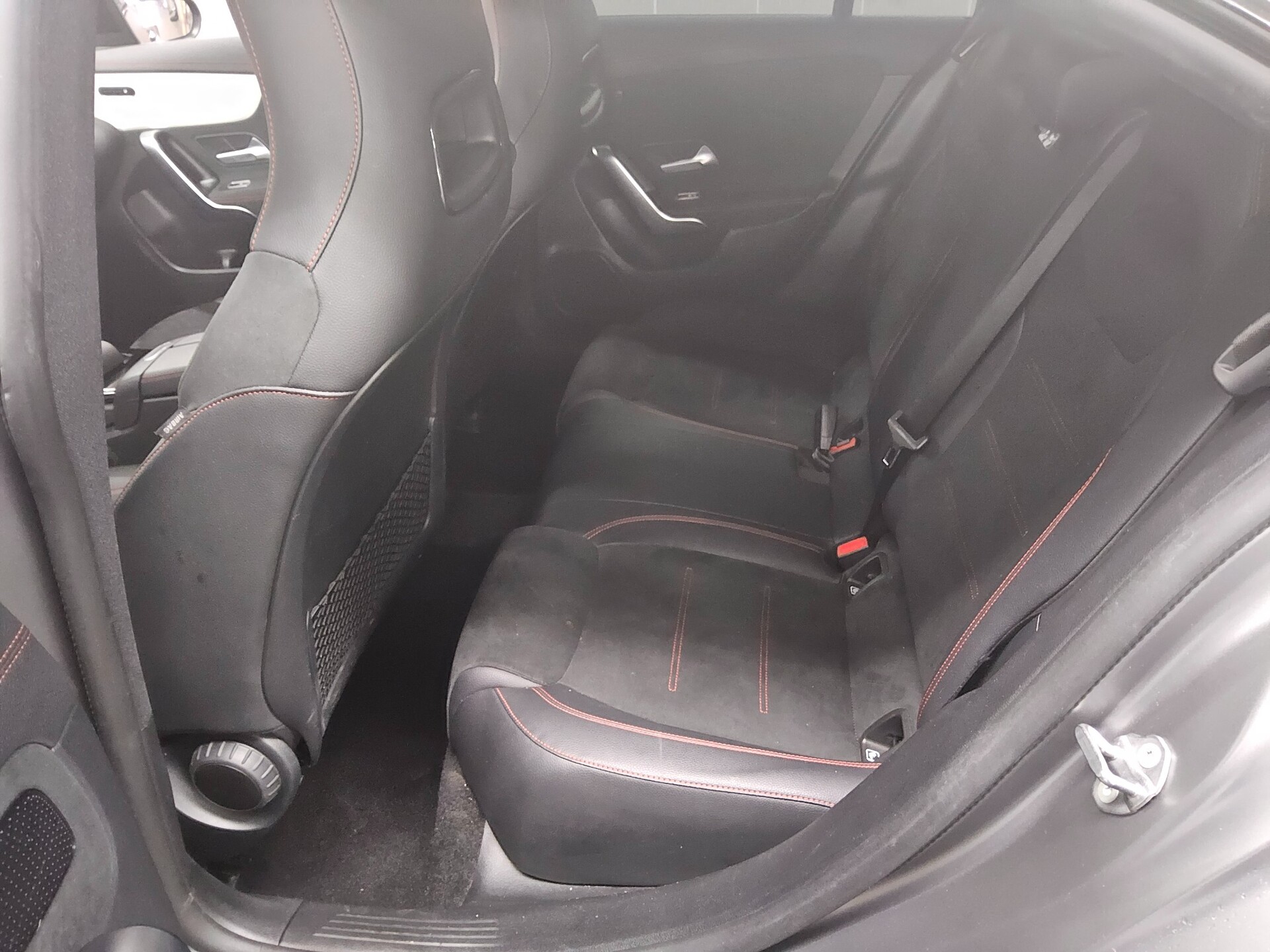 Mercedes-Benz CLA 250 e AMG-Line Navi MB-LED Night 360° Sound 13