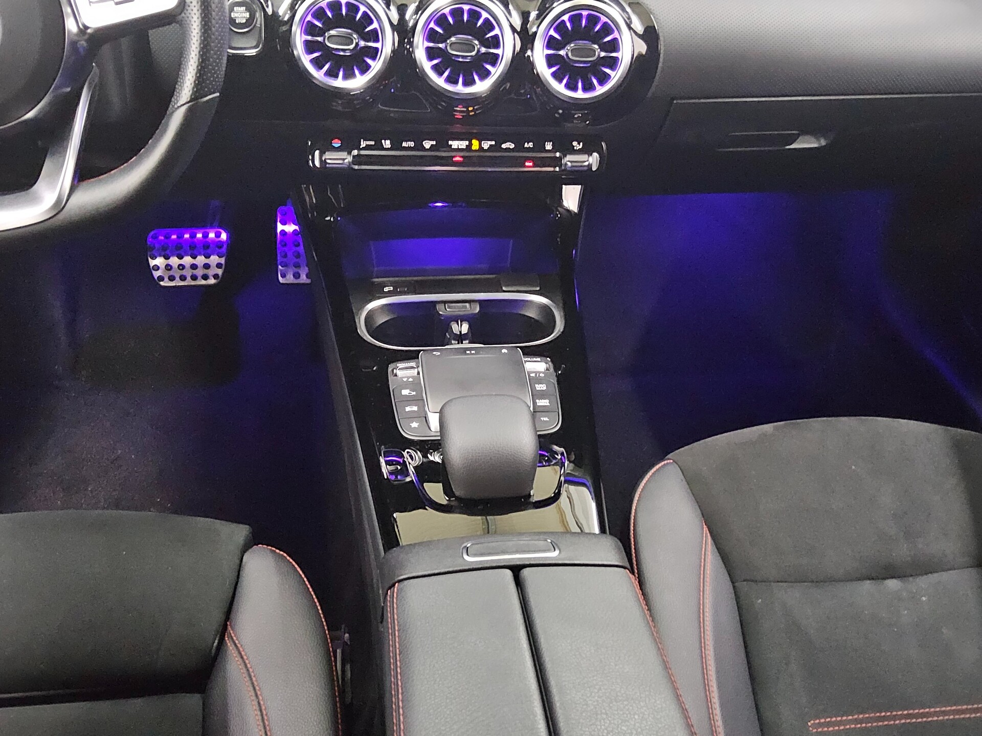 Mercedes-Benz CLA 250 e AMG-Line Navi MB-LED Night 360° Sound 6