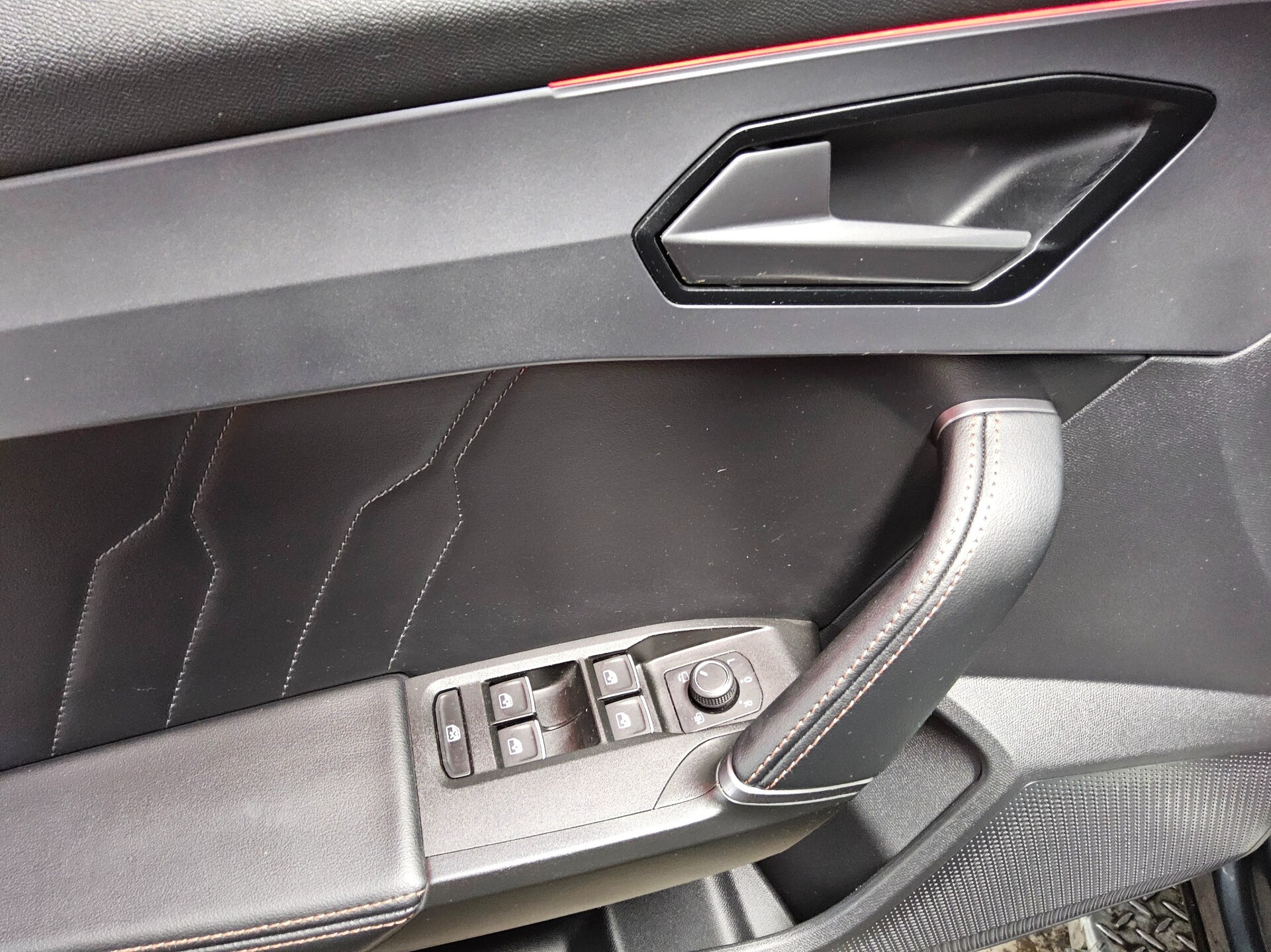 Cupra Formentor 2.0 TDI 4Drive Navi LED vc Pano RfK 10