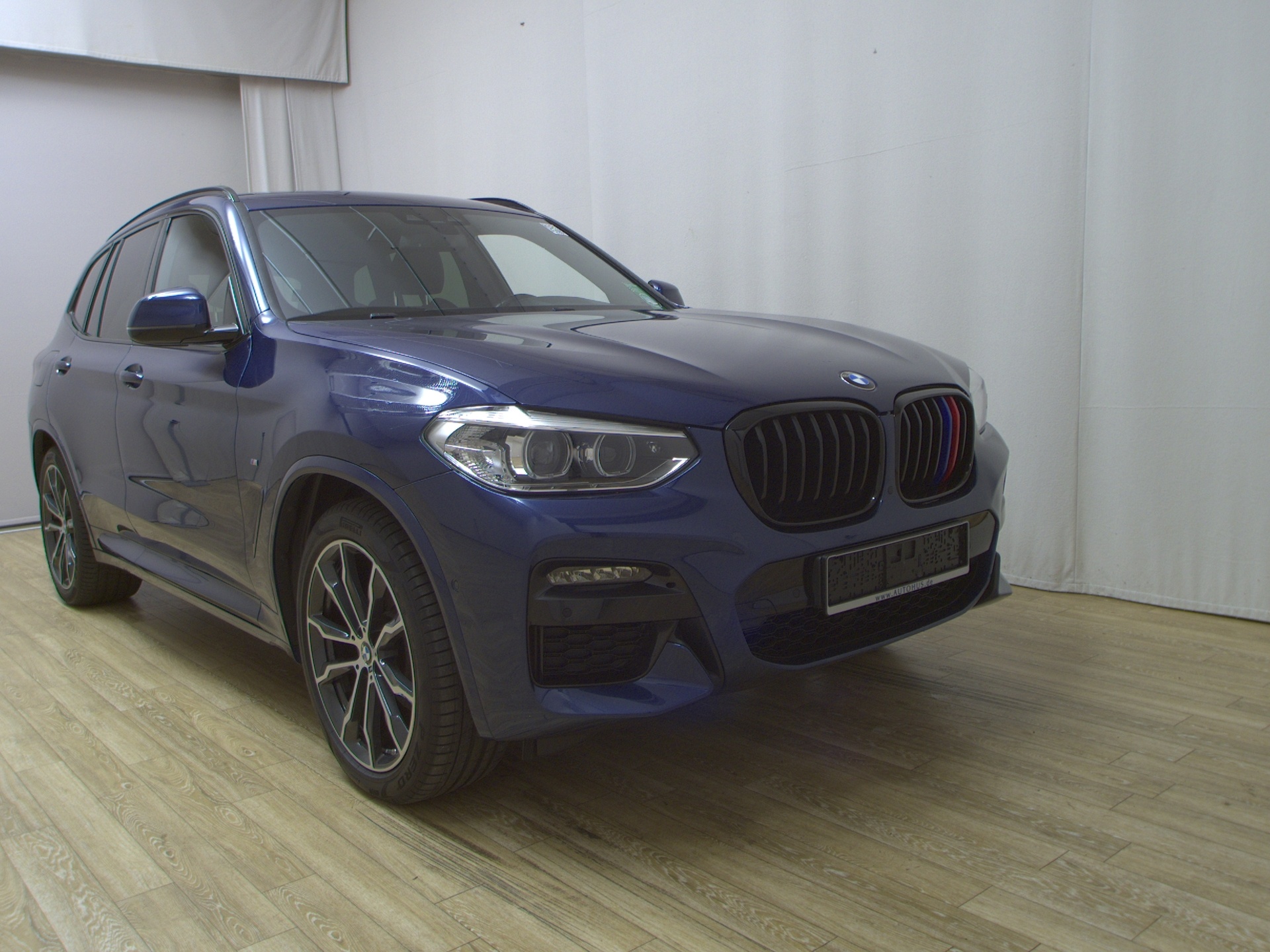 BMW X3 xDrive20d M-Sport T-Leder Navi LED RfK AHK 3