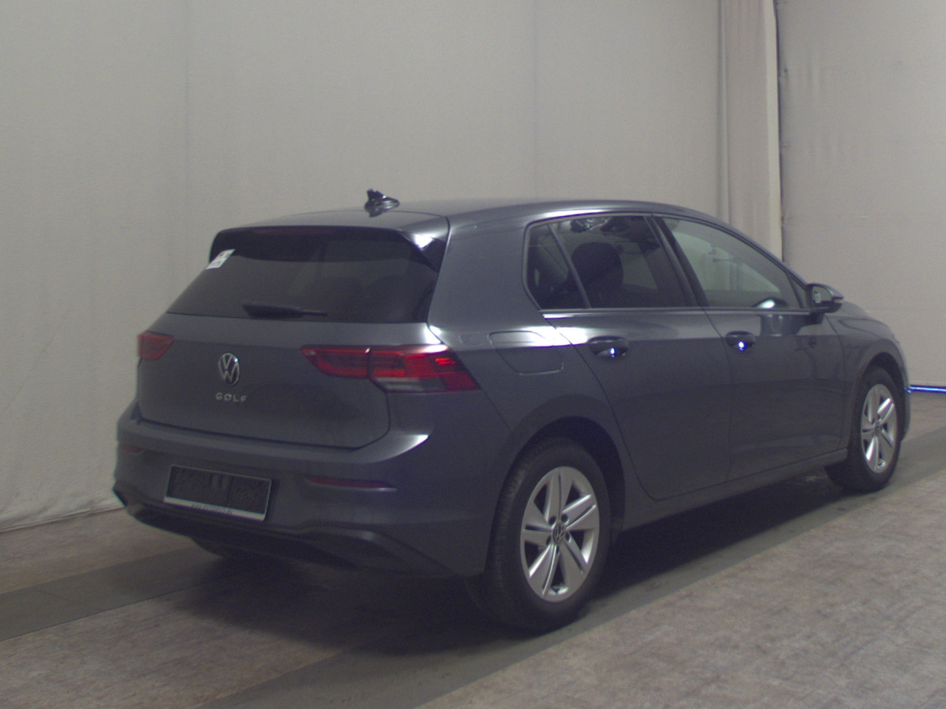 Volkswagen Golf-8 1.5 TSI Life Navi LED+ DC Ambiente Shz 4