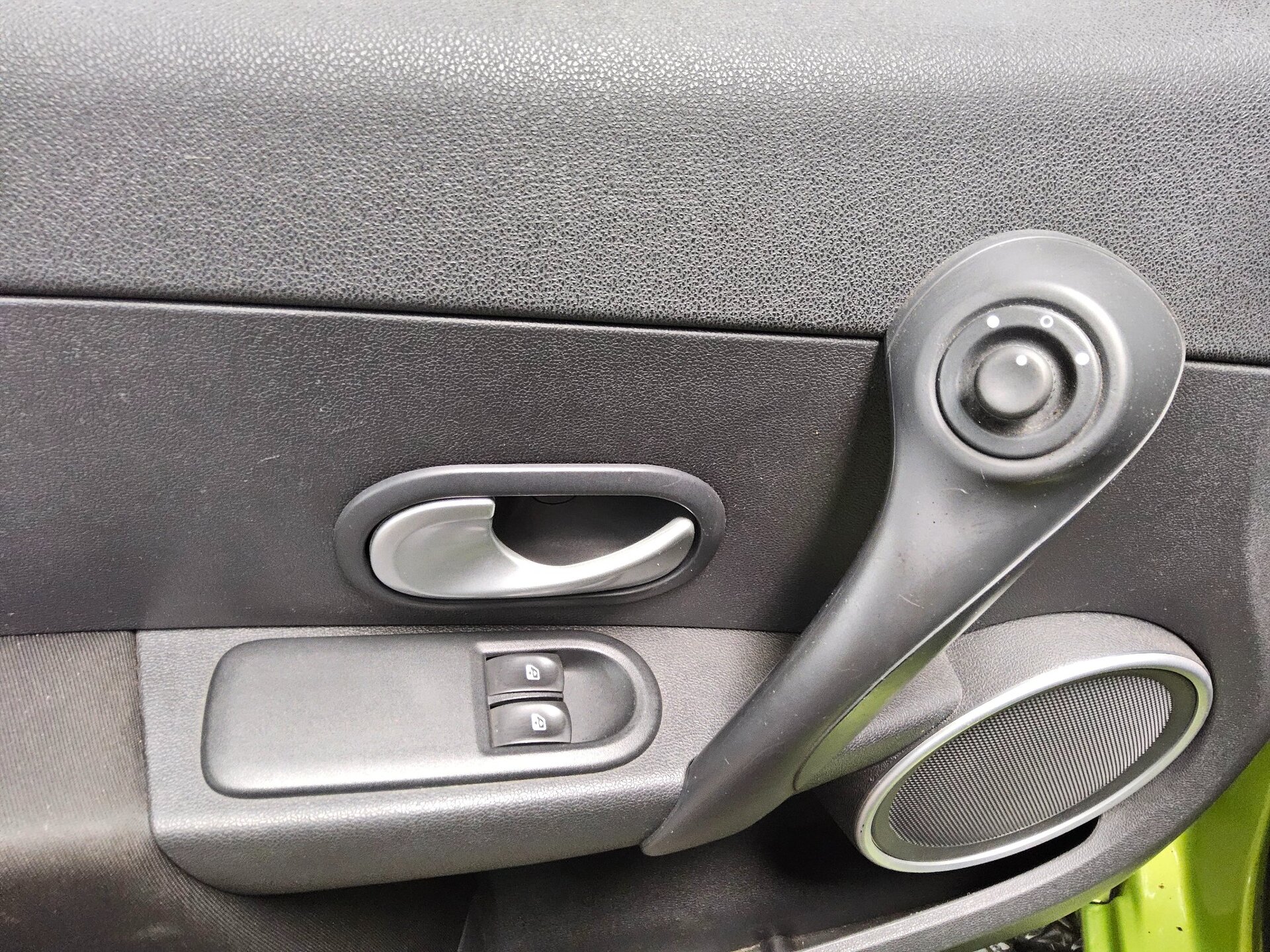 Renault Clio 1.2 Dynamique Navi Klima Zentralverrieglung 9