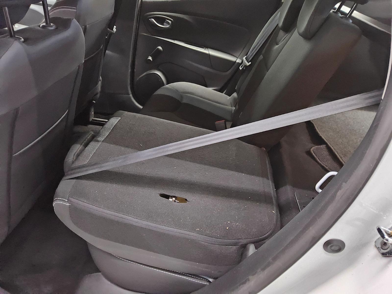 Renault Clio Grandtour 0.9 TCe Business Ed. Navi Shz PDC 12