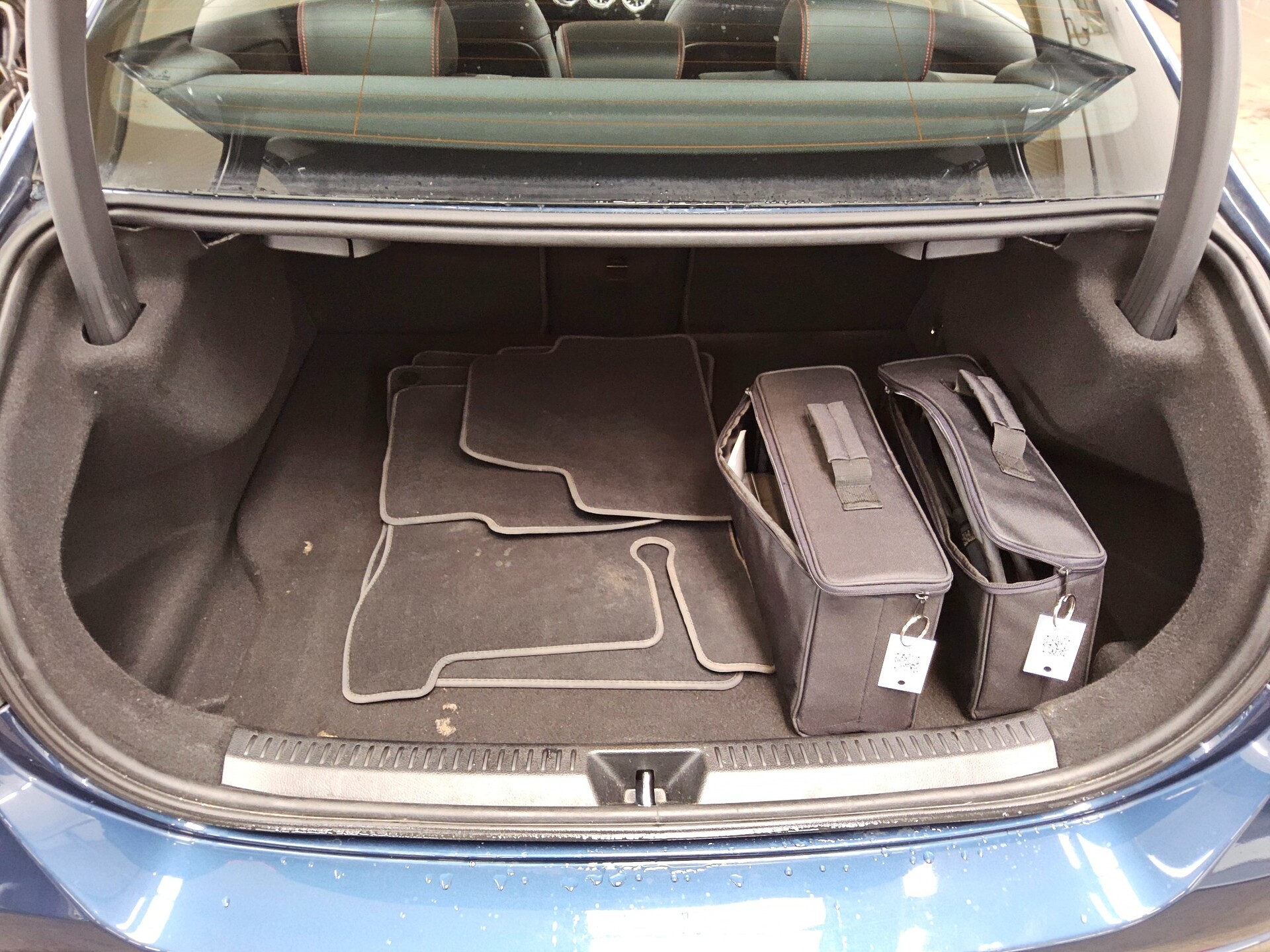 Mercedes-Benz A 250 e AMG-Line Navi LED Pano PDC Shz Tempomat 13