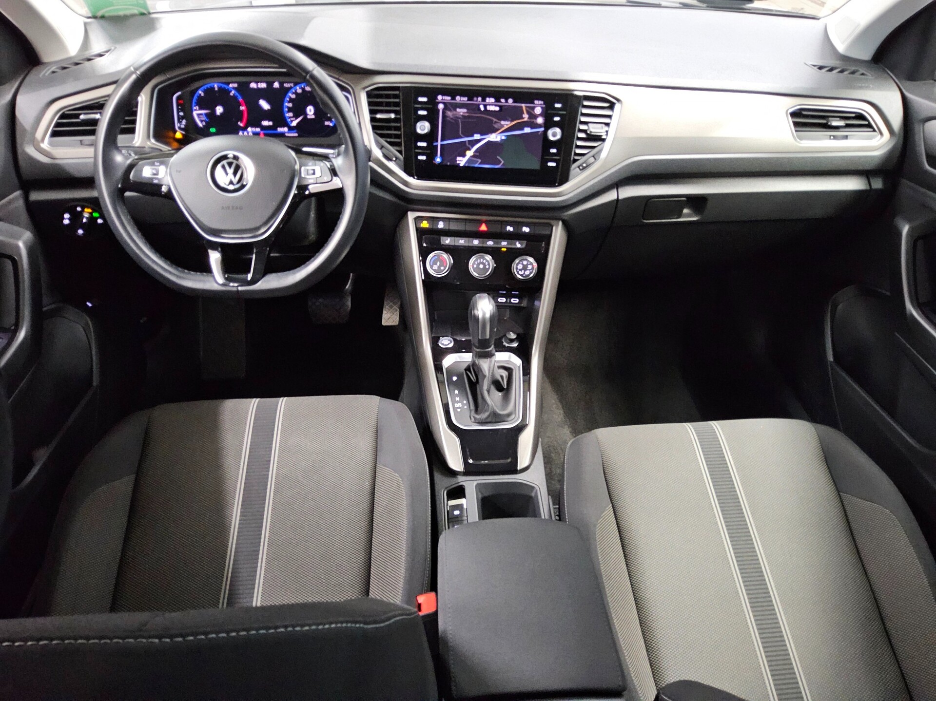 Volkswagen T-Roc 2.0 TDI Style Navi LED AID RfK Shz PDC 5