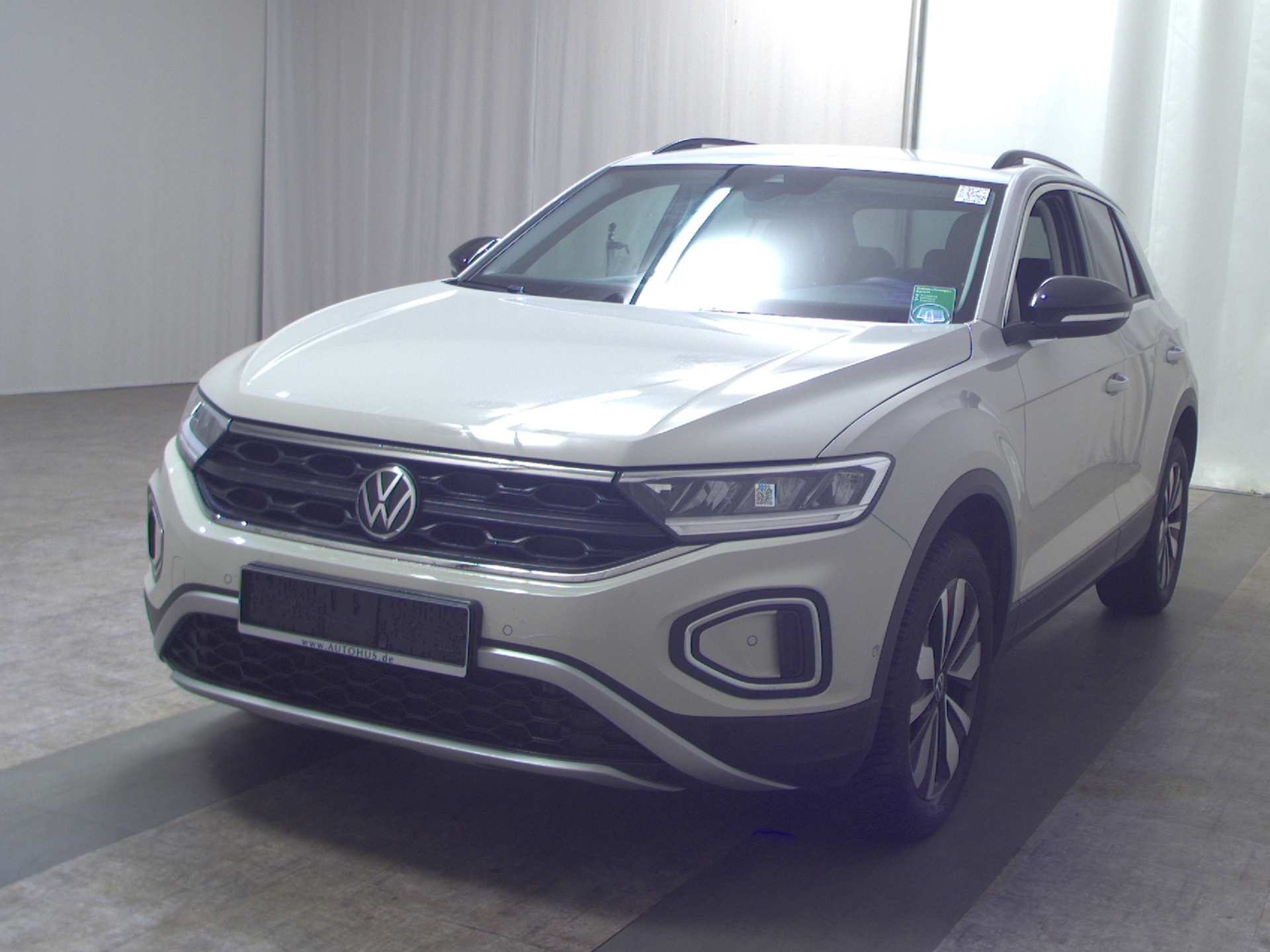 Volkswagen T-Roc 1.0 TSI Navi LED DC ACC PDC Shz 2