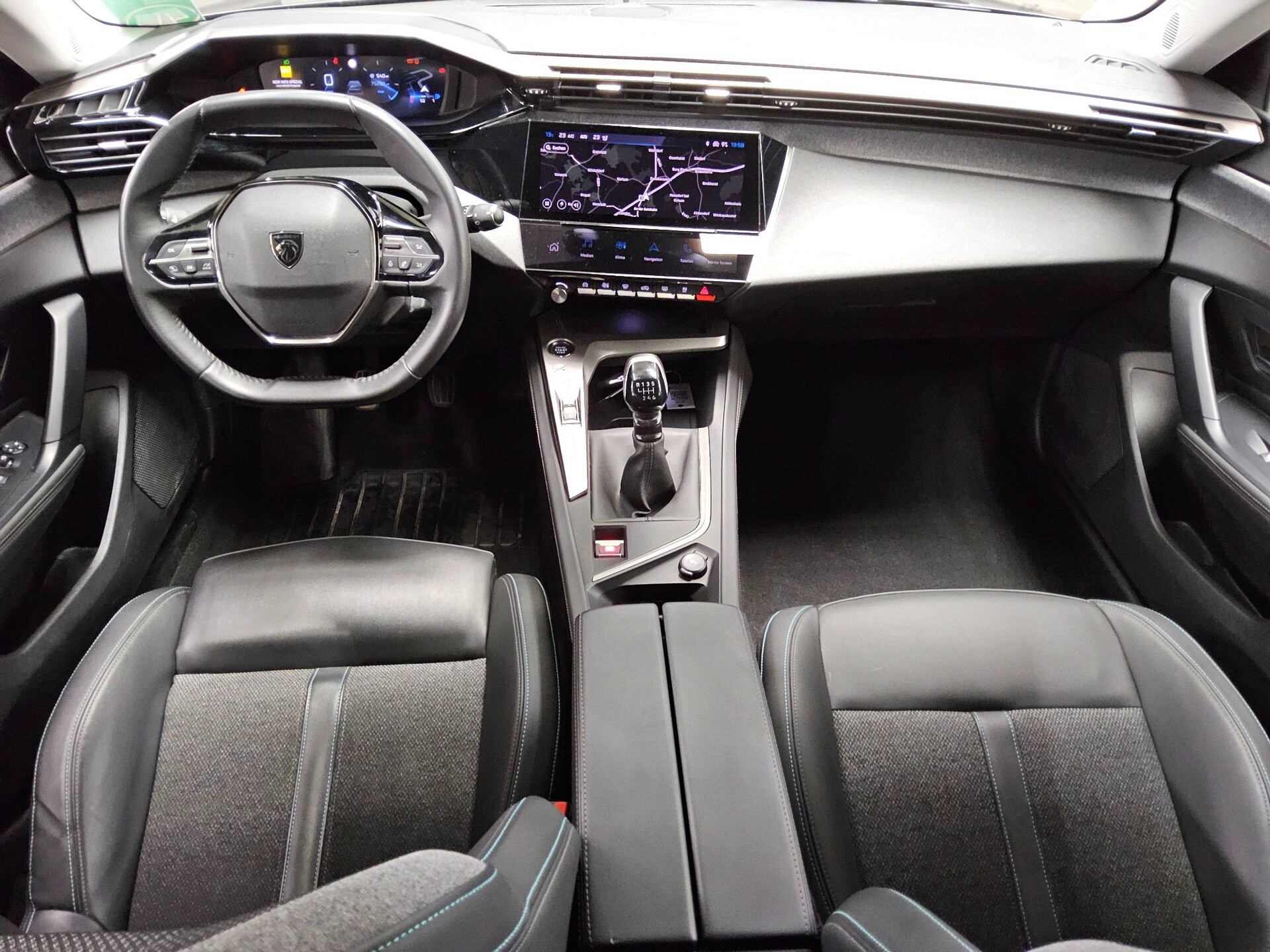 Peugeot 308 1.5 BlueHDI Allure T-Leder Navi LED RFK 5