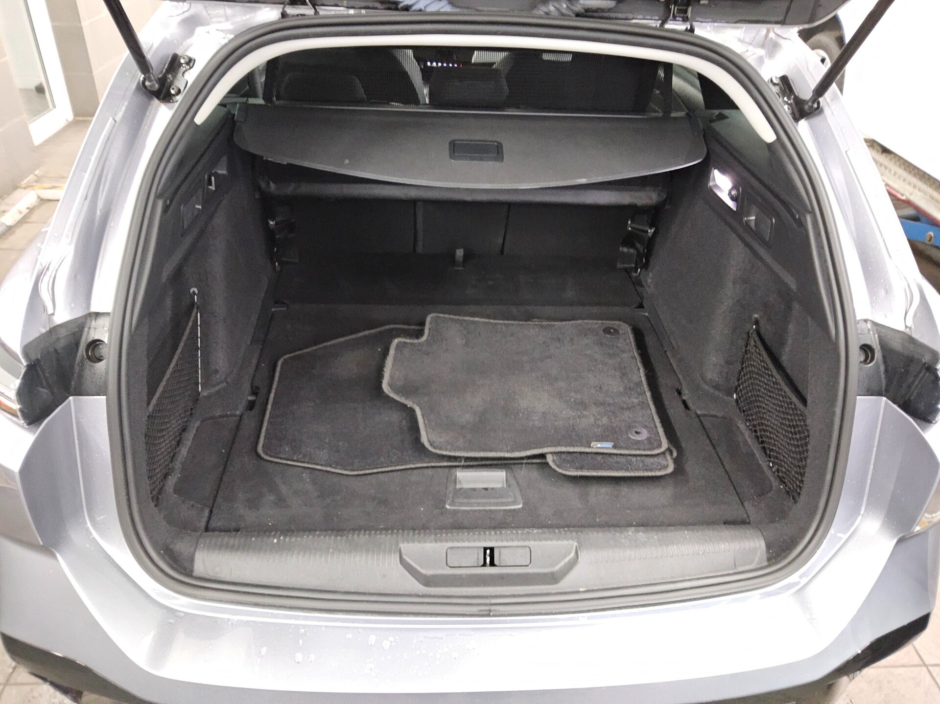 Peugeot 308 1.5 BlueHDi 130 Allure T-Leder Navi LED 360° 12