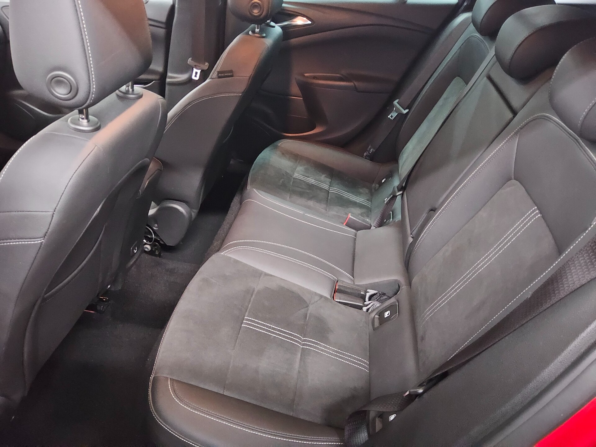 Opel Astra ST 1.2 Turbo Navi LED RfK Shz PDC Tempomat 13