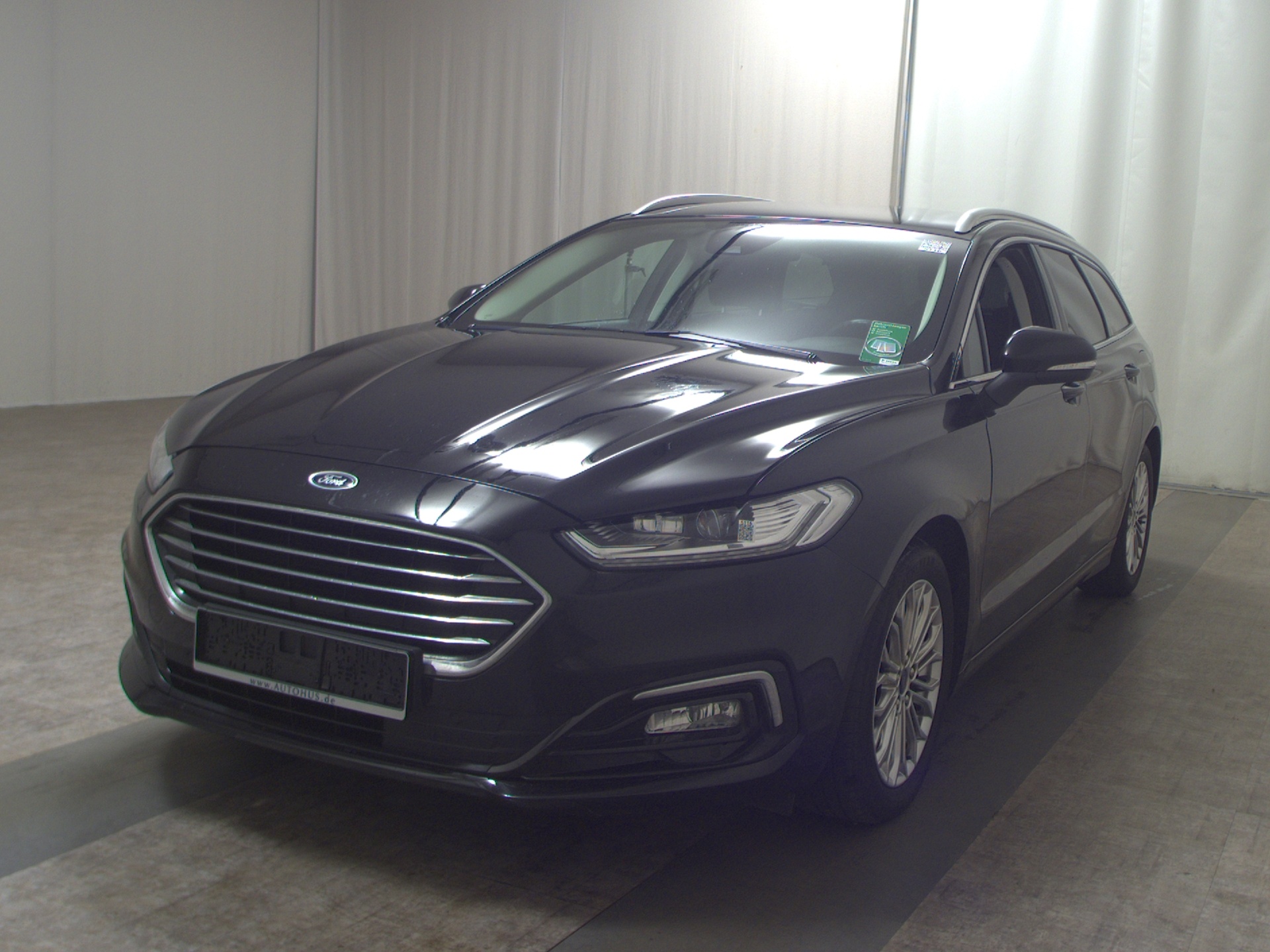 Ford Mondeo Turnier 2.0 EB Titanium Navi LED RFK AHK 2