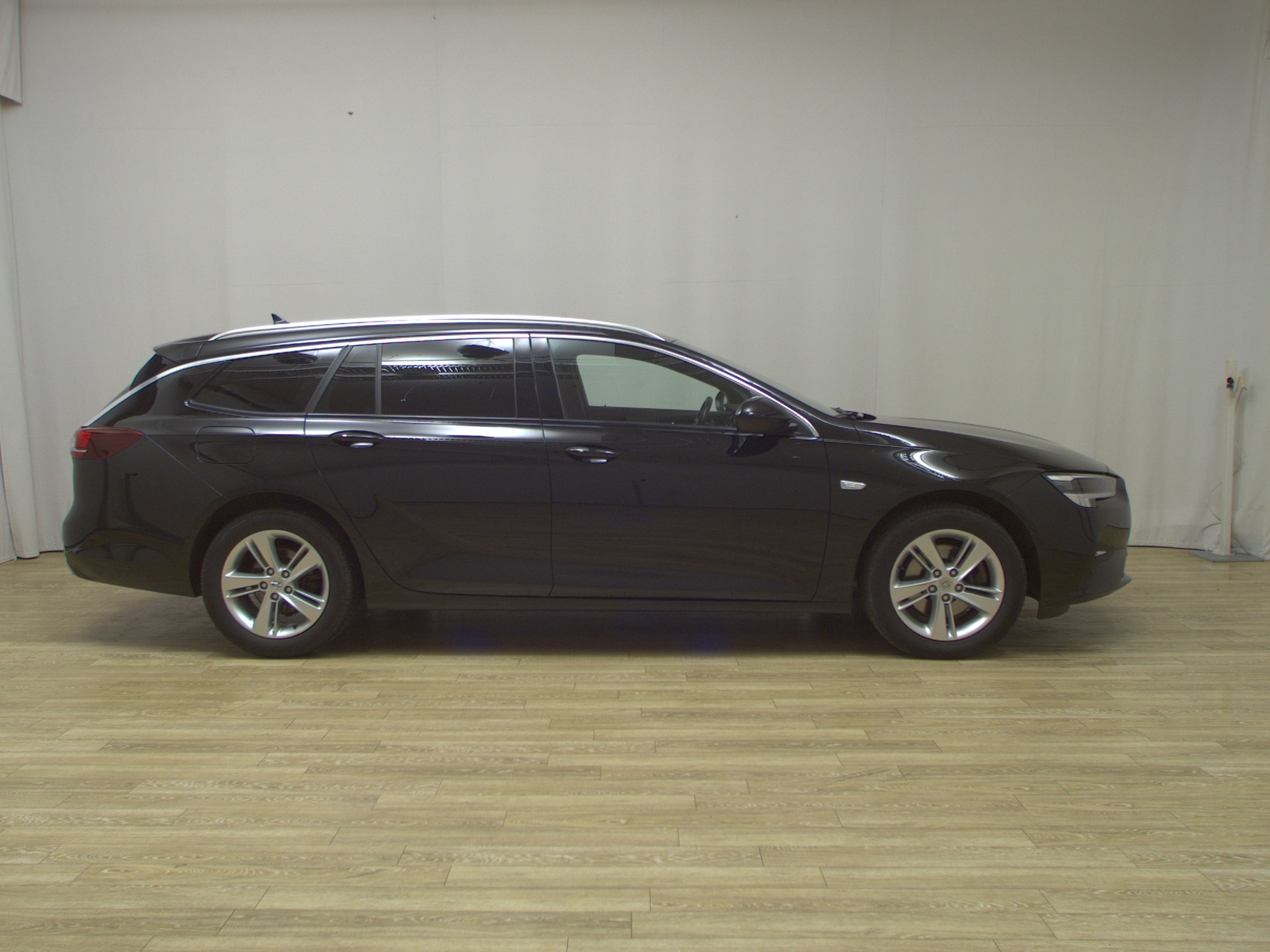 Opel Insignia ST 2.0 D Elegance T-Leder Navi LED AHK