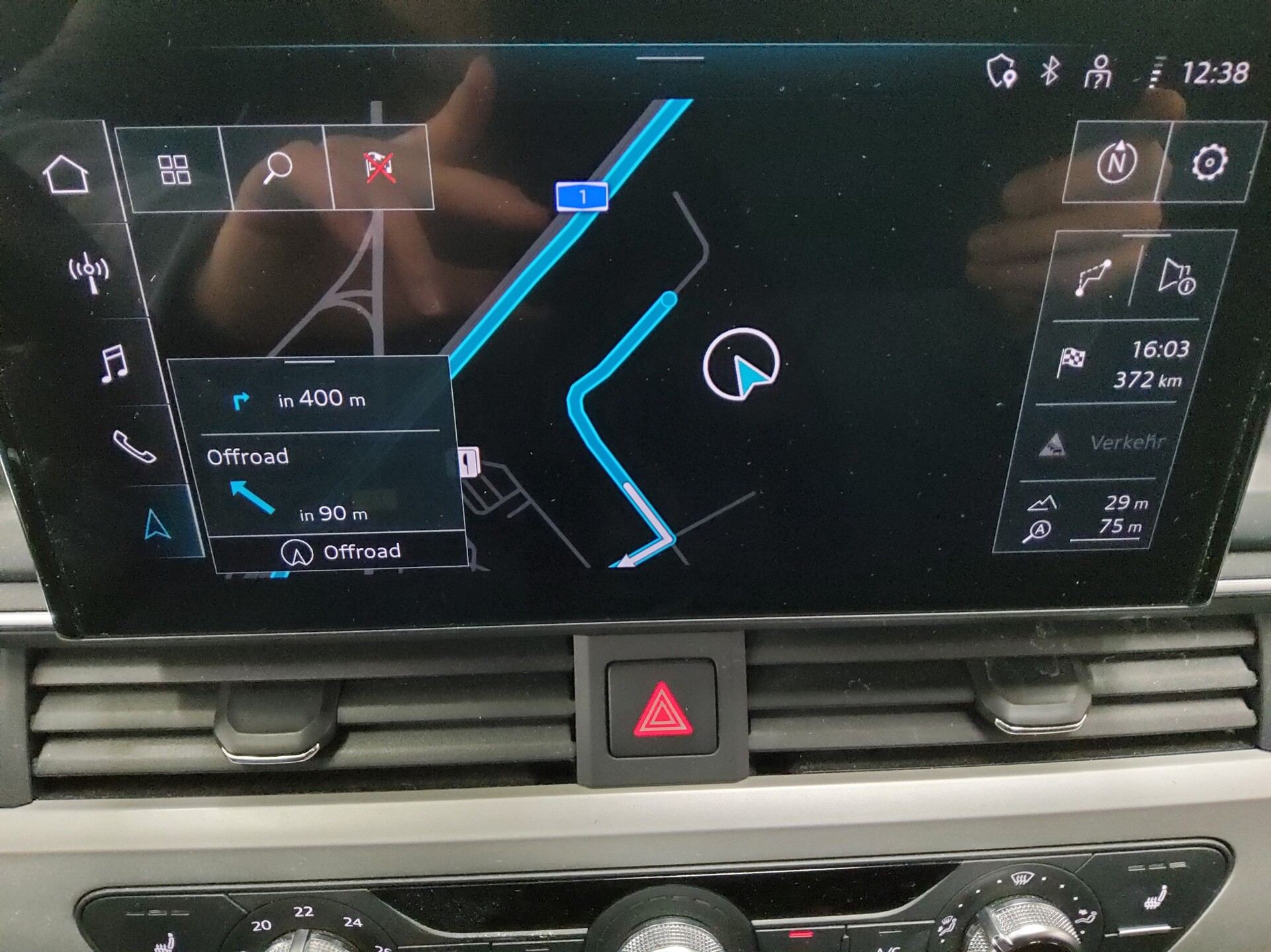 Audi A4 Avant 35 TDI Navi LED Sportsitze PDC Shz 7