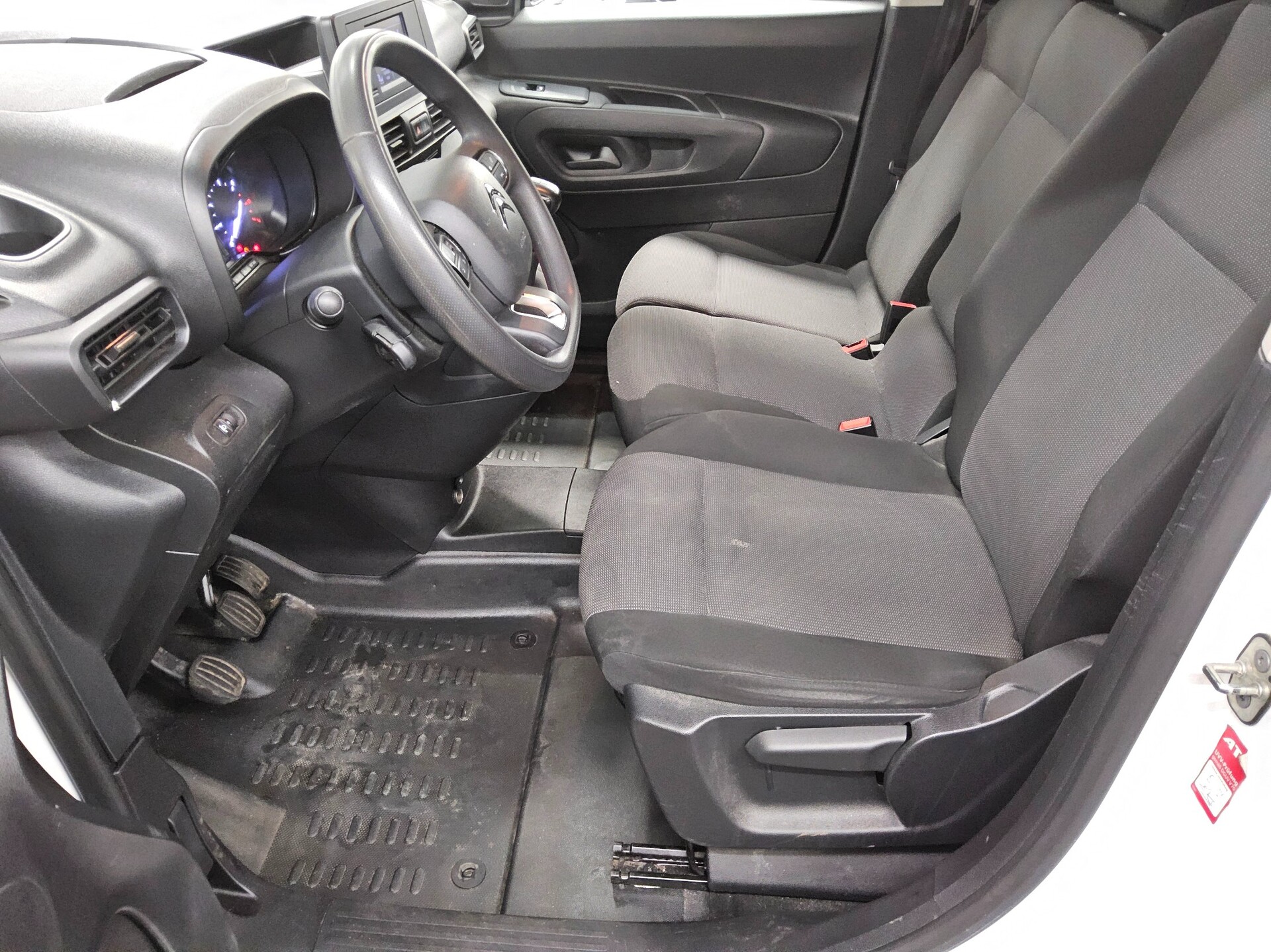 Citroën Berlingo 1.5 BlueHDI L2 Klima PDC BT Tempomat 8