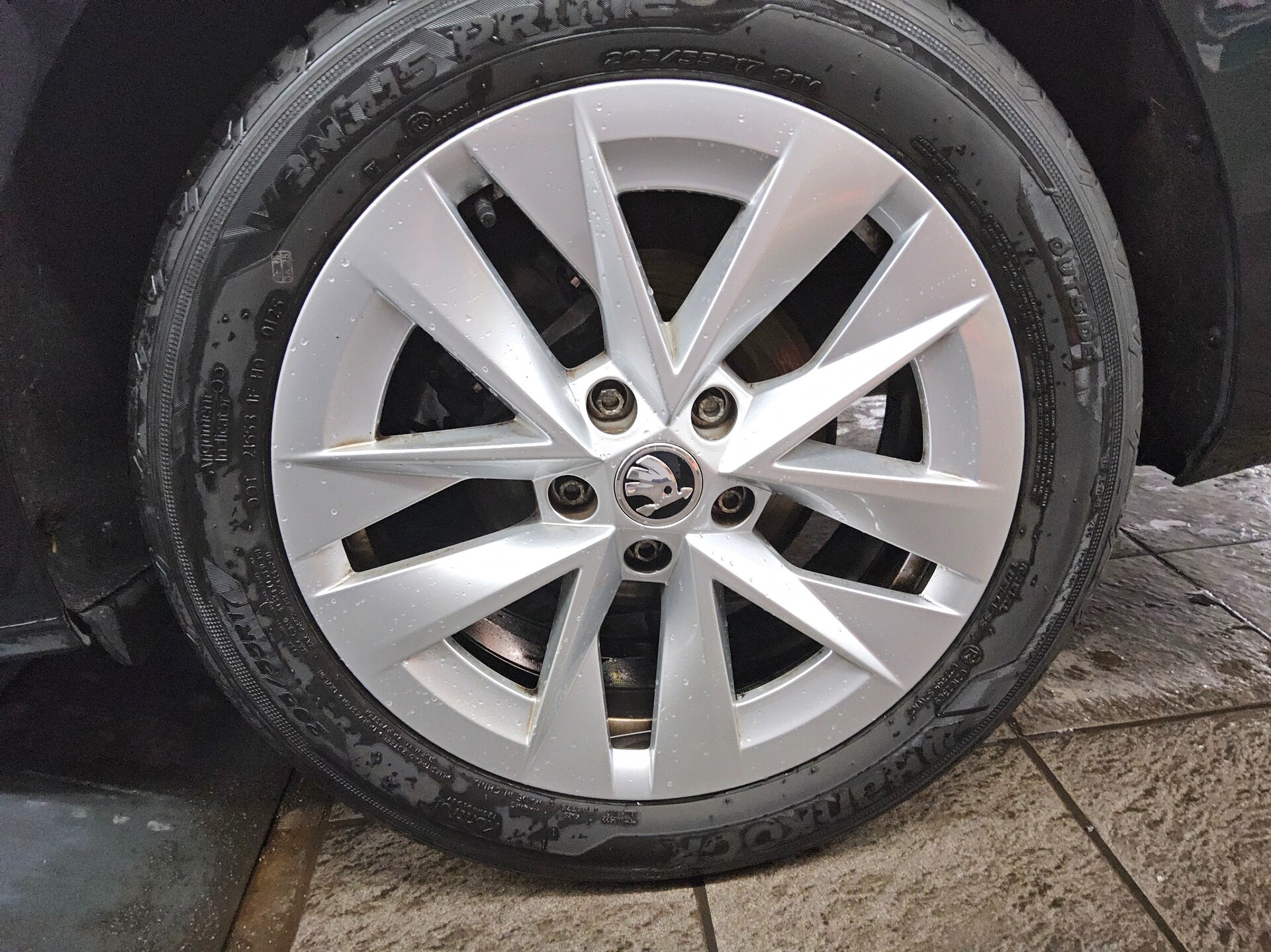 Skoda Octavia Kombi 2.0 TDI Style Navi LED vc ACC HuD 11