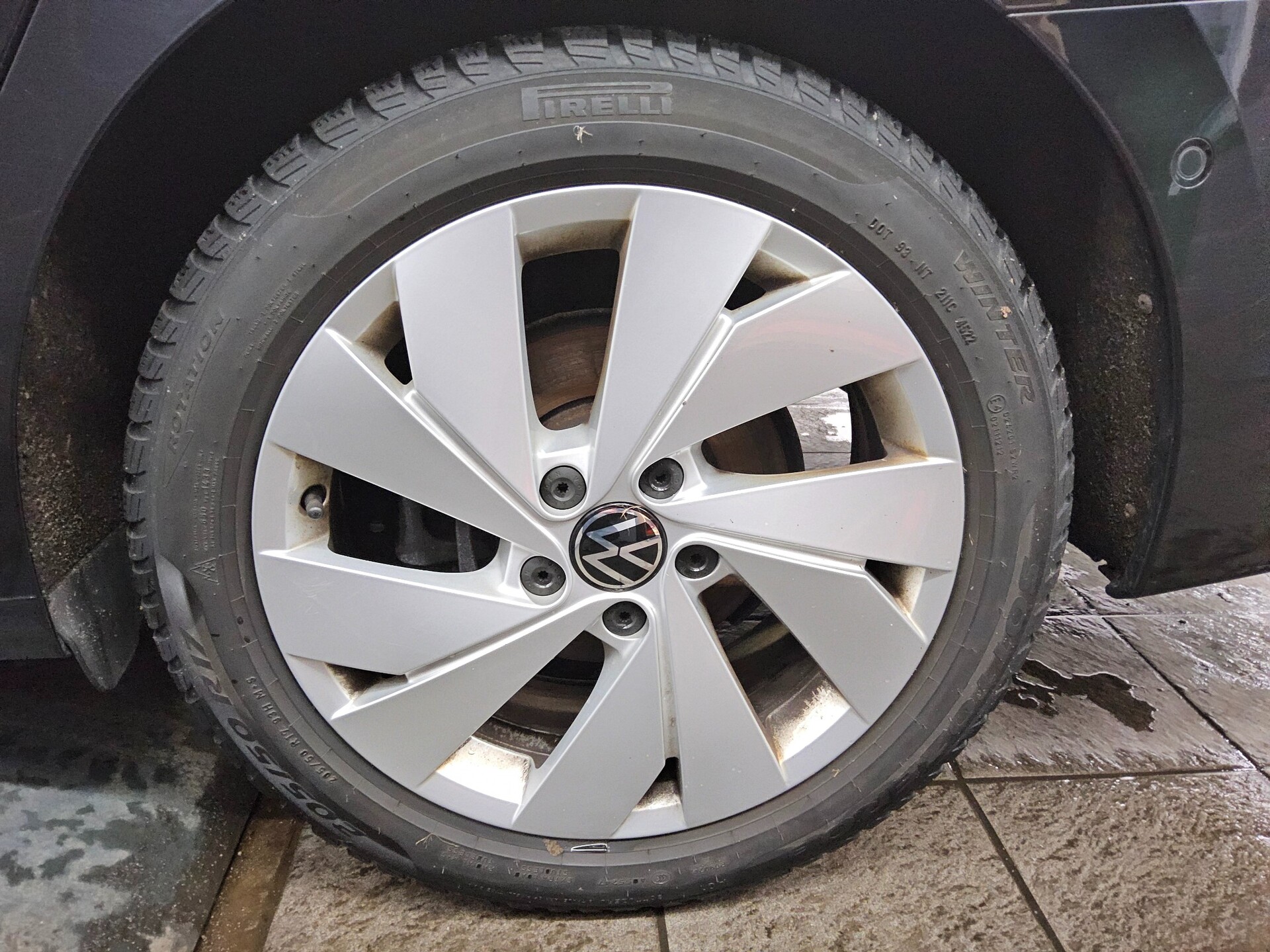 Volkswagen Golf-8 Var. 2.0 TDI Style Navi LED DC ACC PDC 11