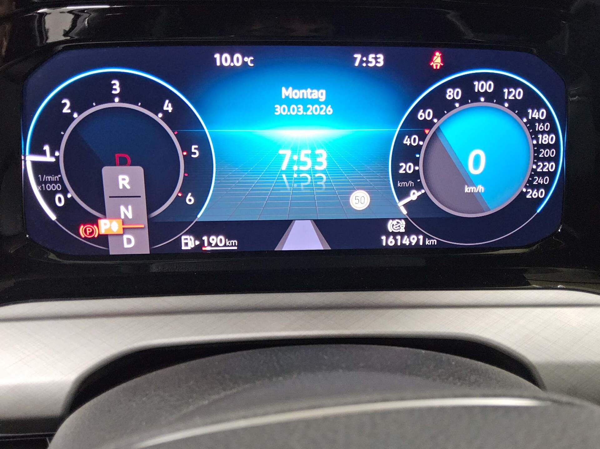 Volkswagen Golf-8 Var. 2.0 TDI Life Navi LED DC ACC PDC Shz 8