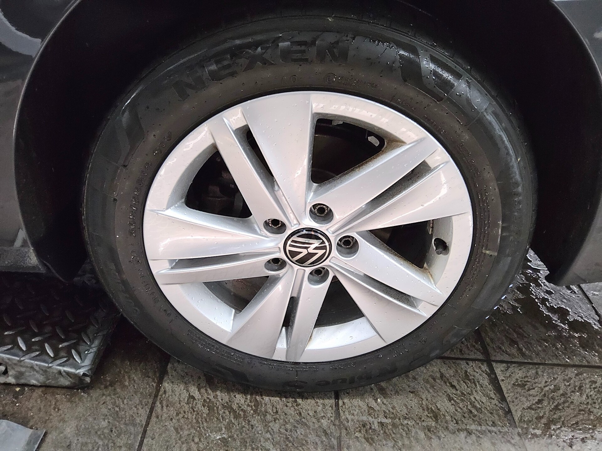 Volkswagen Golf-8 Var. 2.0 TDI Life Navi LED DC ACC PDC Shz 11