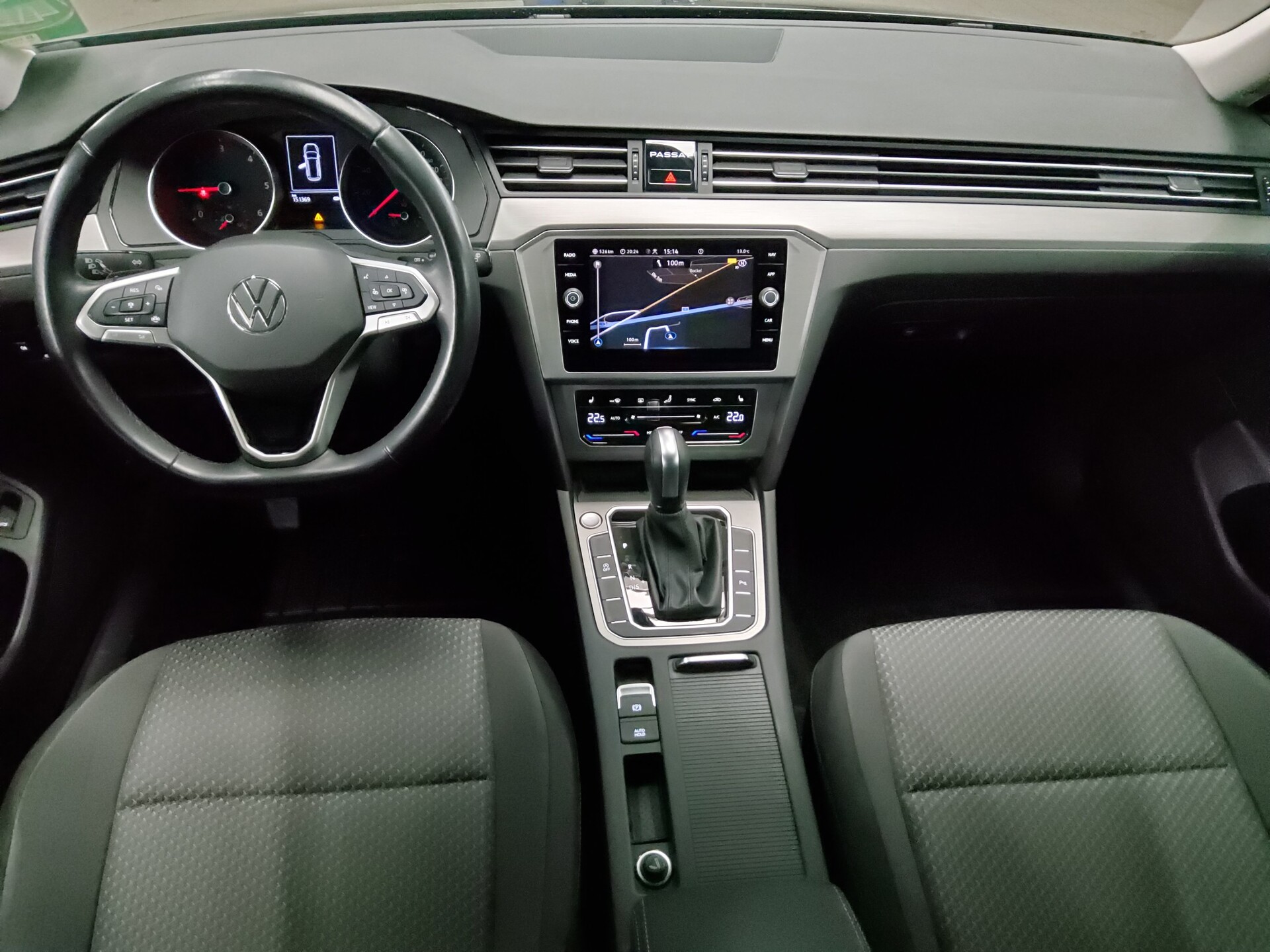 Volkswagen Passat Var. 2.0 TDI Navi LED RfK ACC Shz PDC BT 5