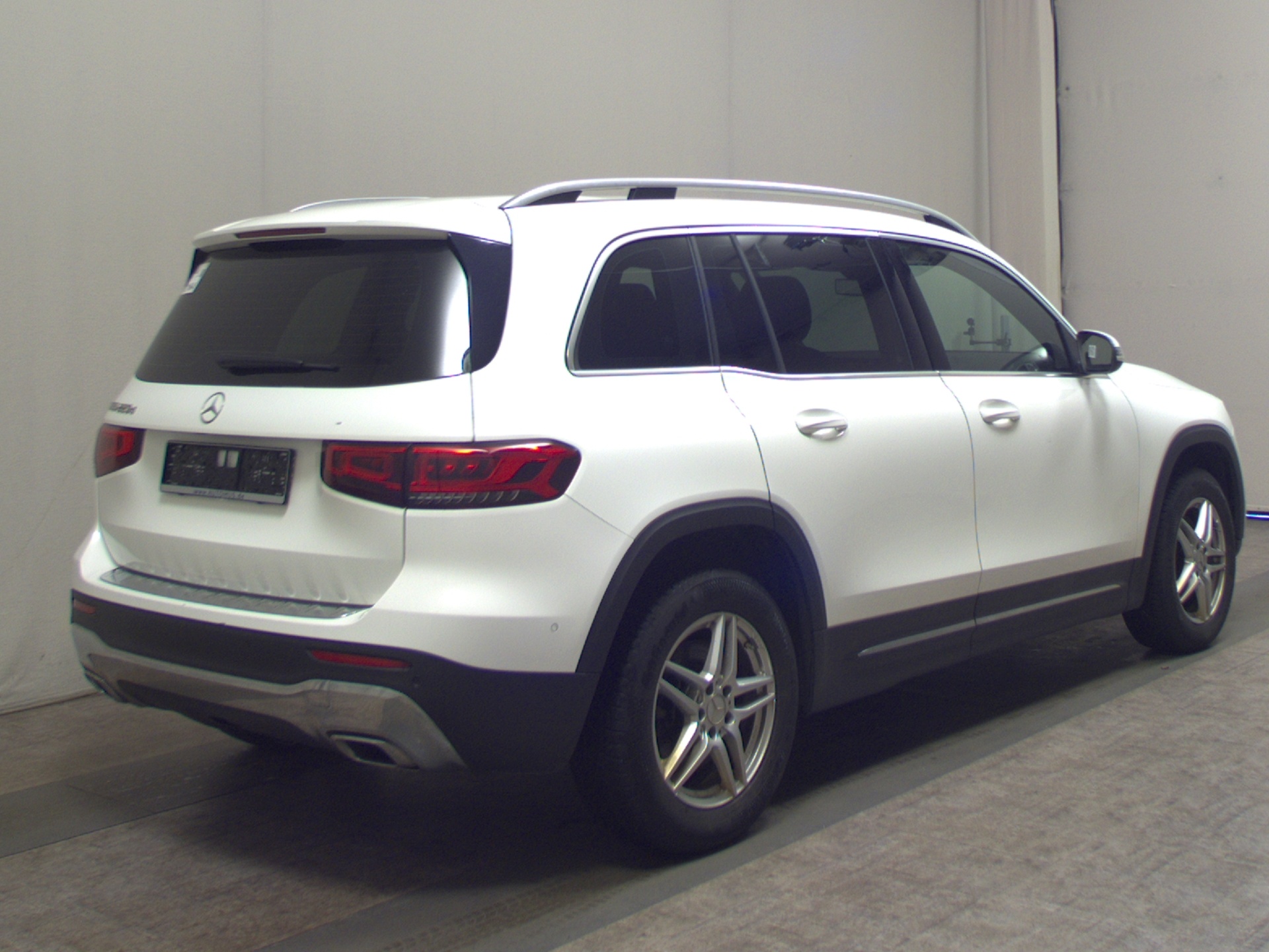 Mercedes-Benz GLB 220 d Progressive AHK Navi LED Distr.+ RFK 4