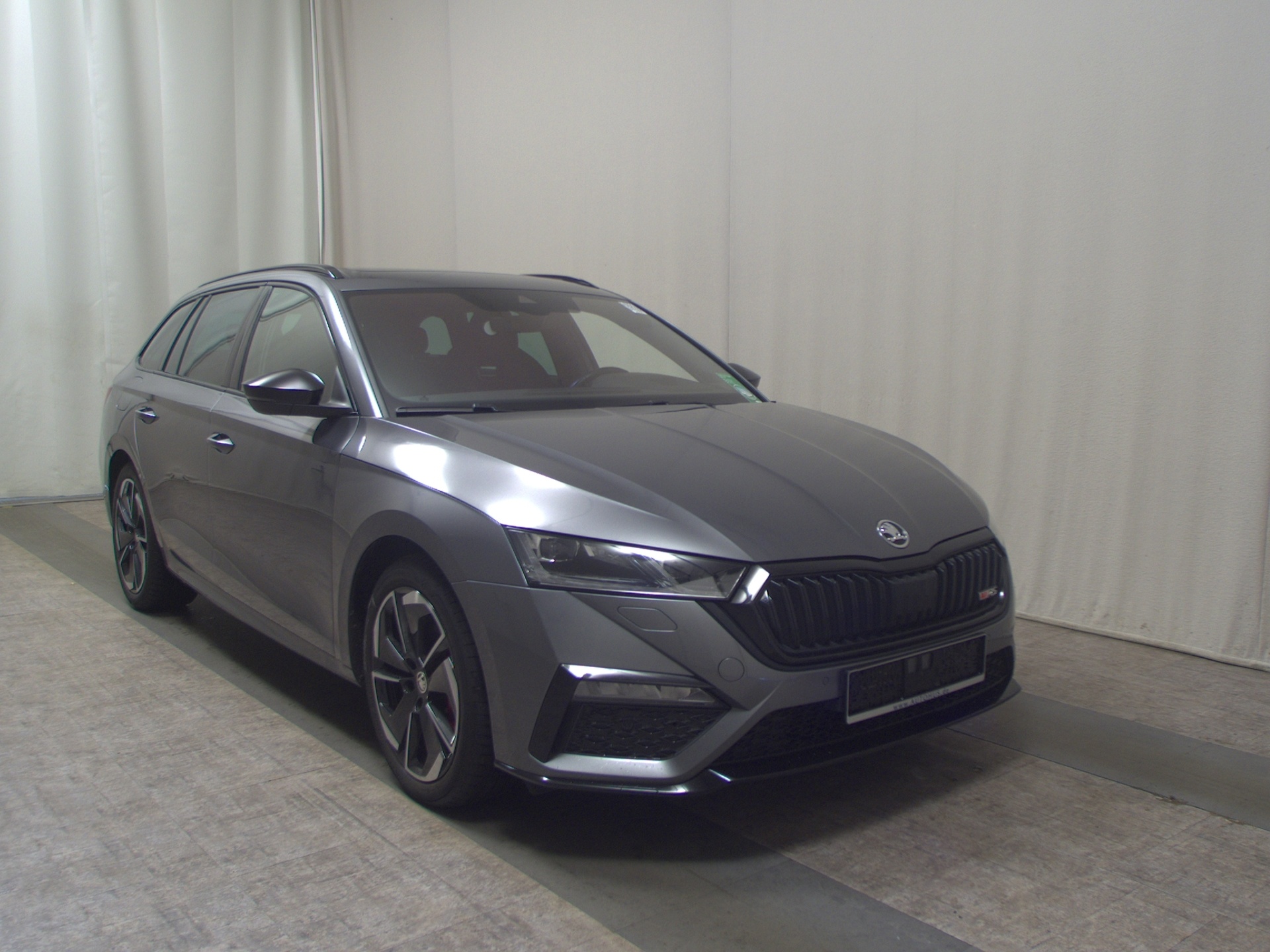 Skoda Octavia Kombi 2.0 TSI RS Navi LED vc Pano HuD 3