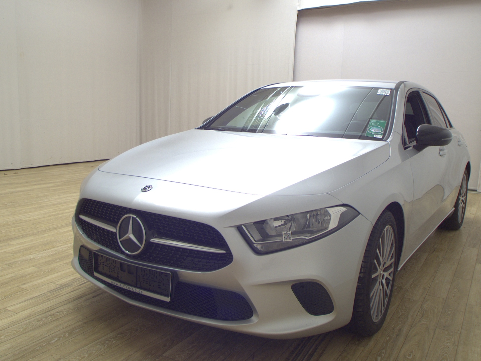 Mercedes-Benz A 180 d Progressive T-Leder Navi RfK Night Shz 2