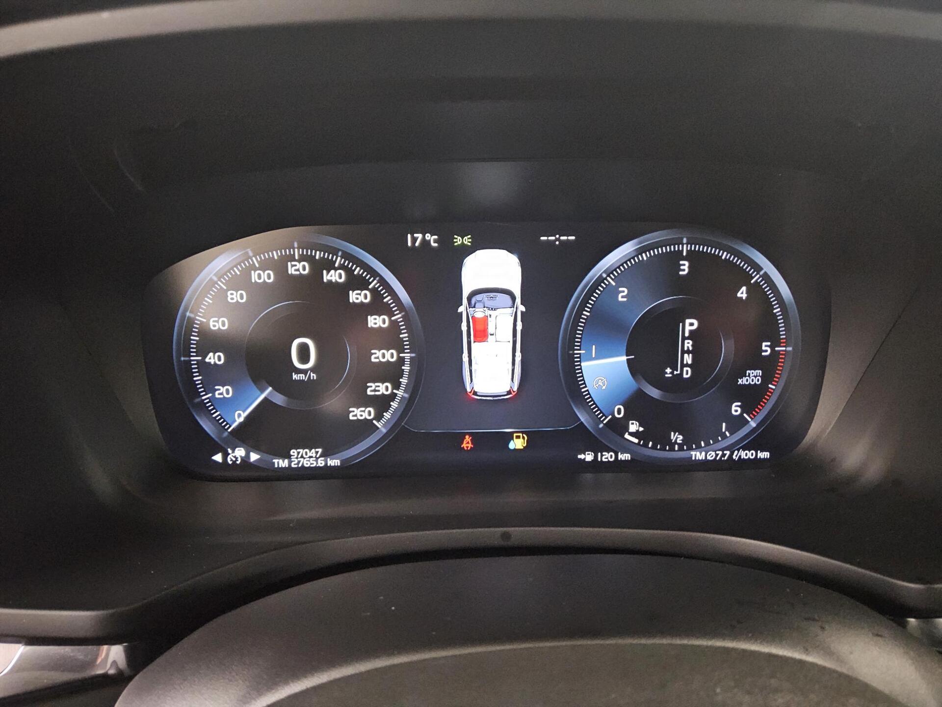 Volvo V60 D4 AWD Momentum Pro Leder Navi LED Pano HuD 8