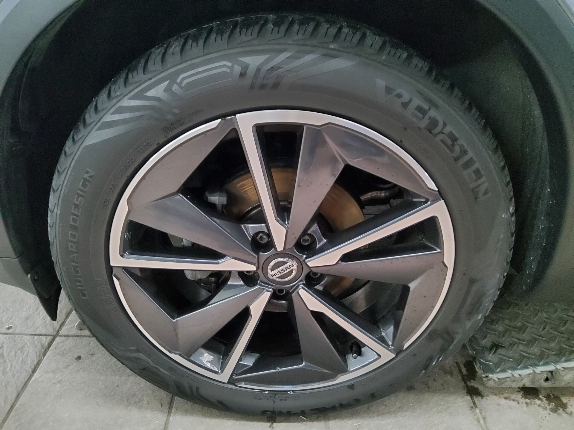 Nissan Qashqai 1.3 DIG-T Tekna T-Leder Navi LED RfK AHK 11