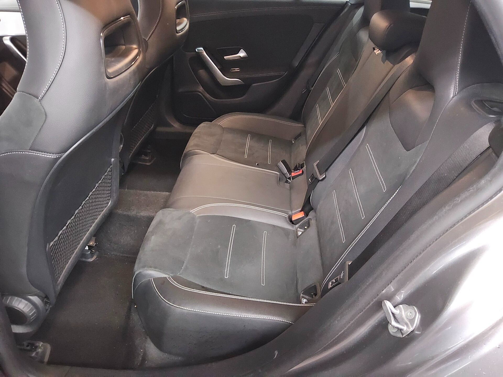 Mercedes-Benz CLA 200 SB d AMG-Line Night Navi LED RfK MBUX-AR 13