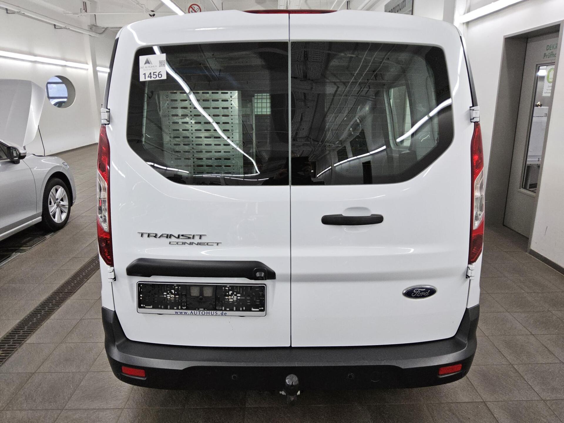 Ford Transit Connect 1.5 EB Trend 3-Sitze Regal RFK 10