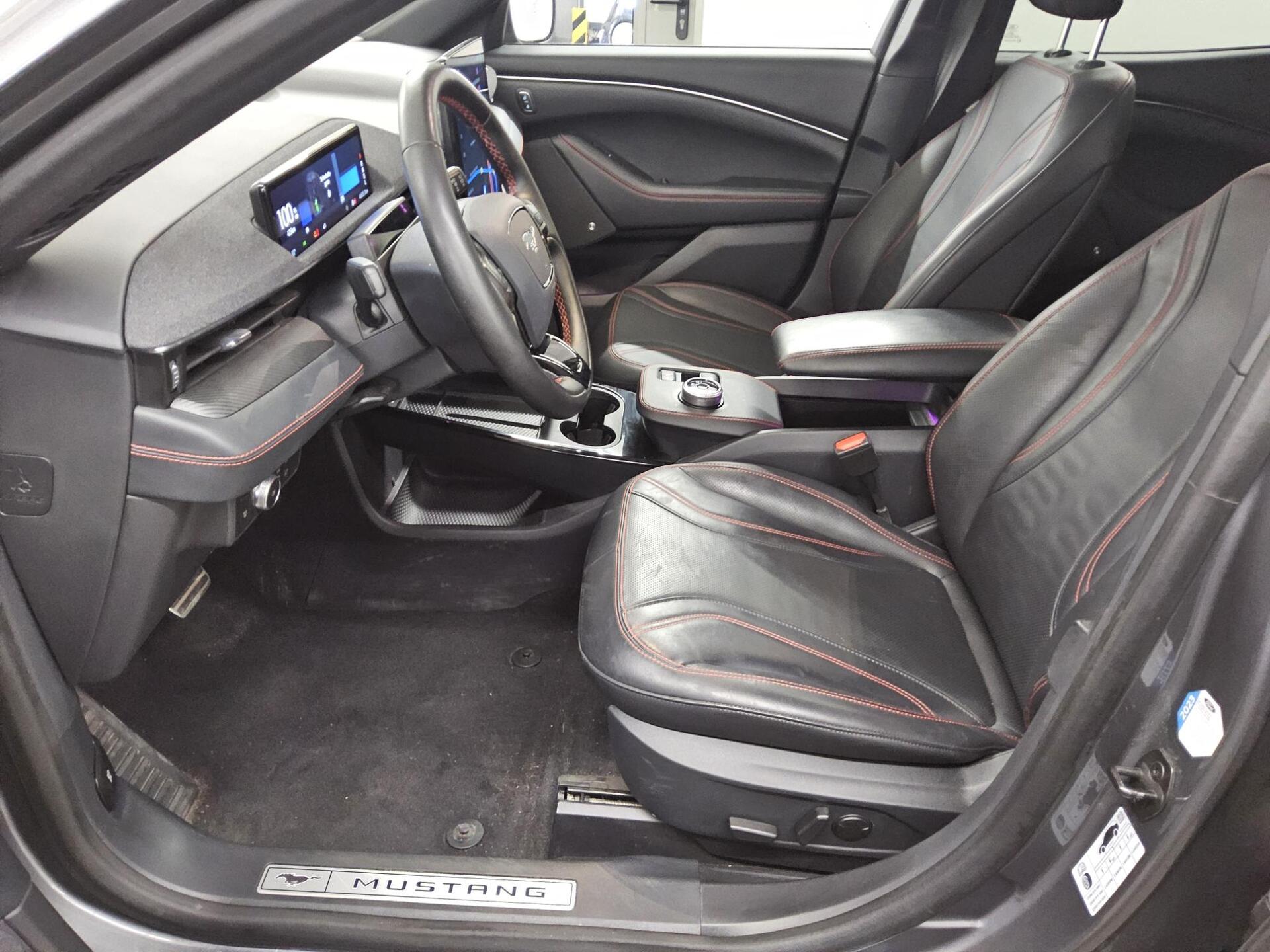 Ford Mustang Mach-E AWD Leder Navi LED Pano B&O 360° 9