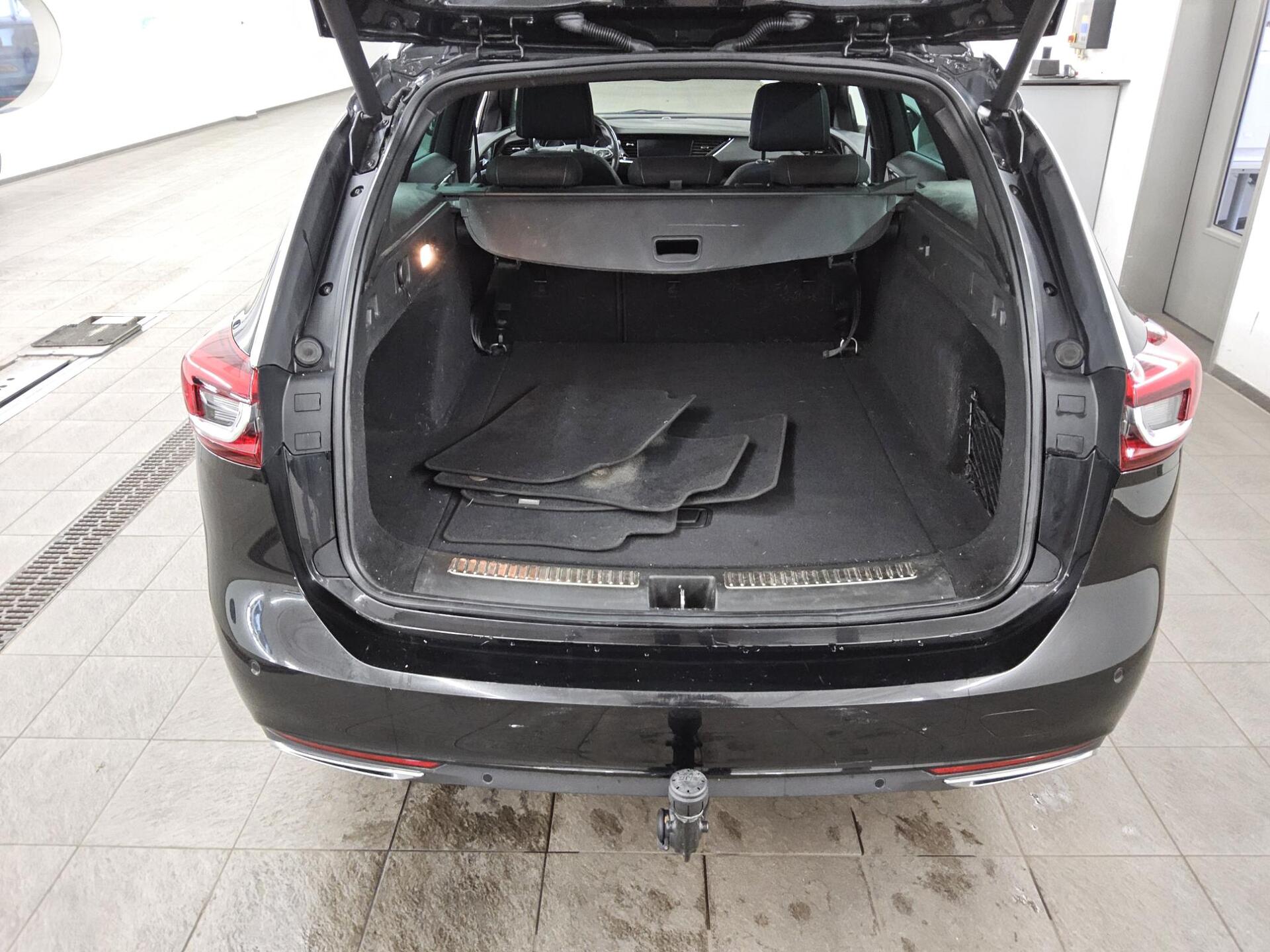 Opel Insignia ST 2.0 D Business Ed. Navi LED AHK RfK 11