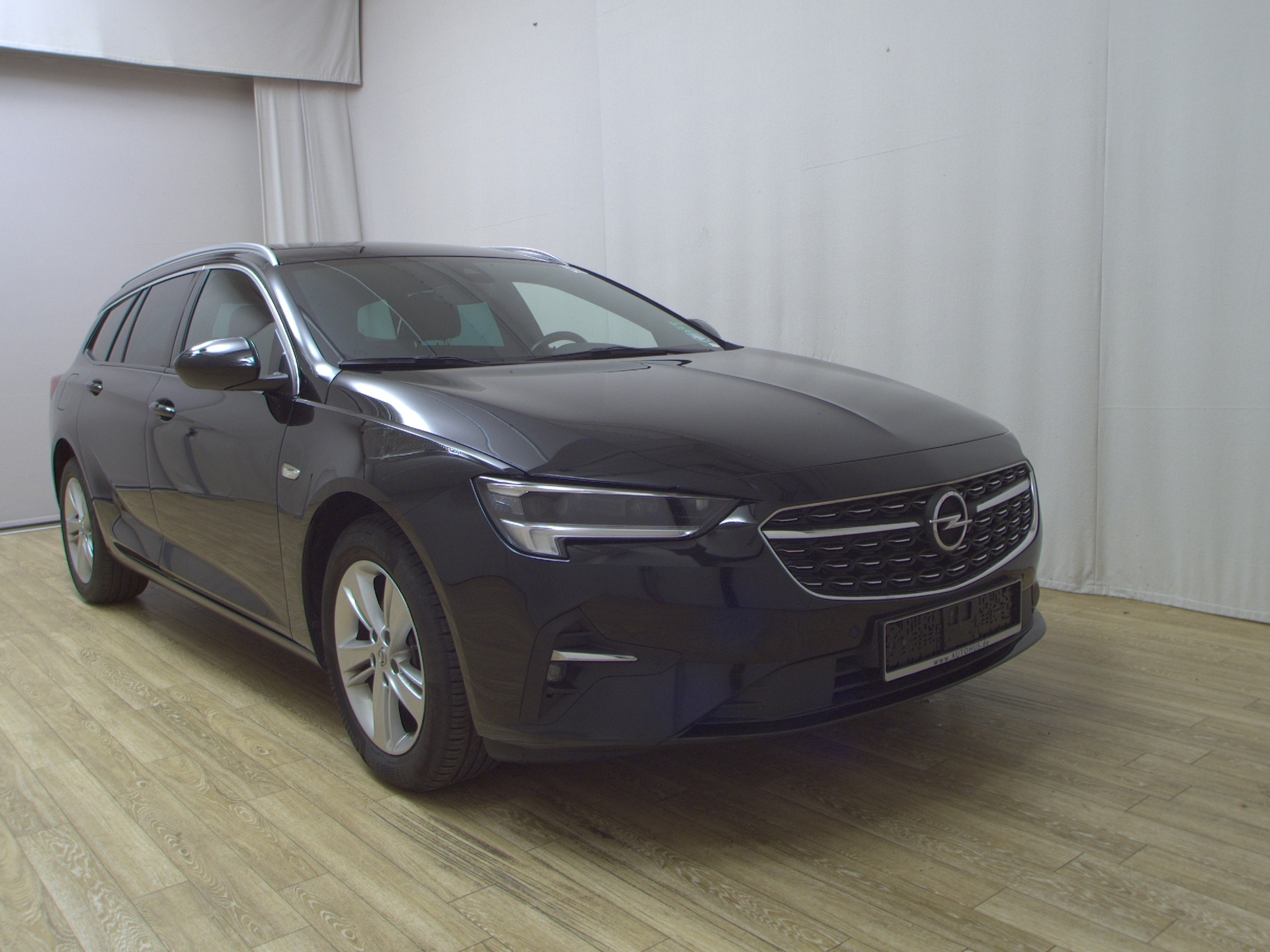 Opel Insignia ST 2.0 D Business Ed. Navi LED AHK RfK 3