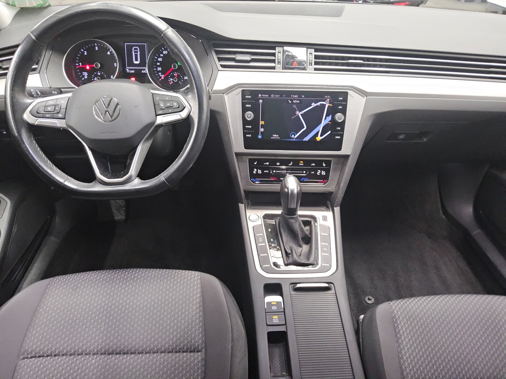 Volkswagen Passat Var. 2.0 TDI Navi LED ACC RfK PDC Shz 5