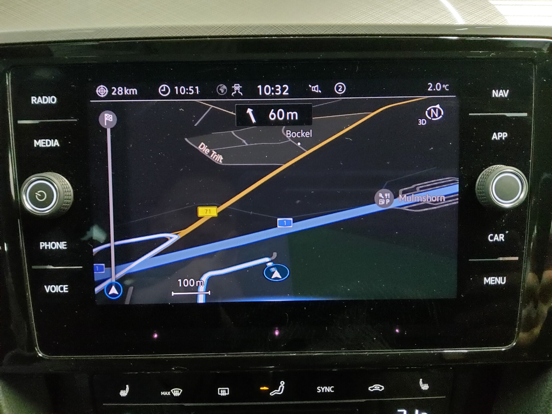 Volkswagen Passat Var. 2.0 TDI Business Navi LED AHK RfK 7