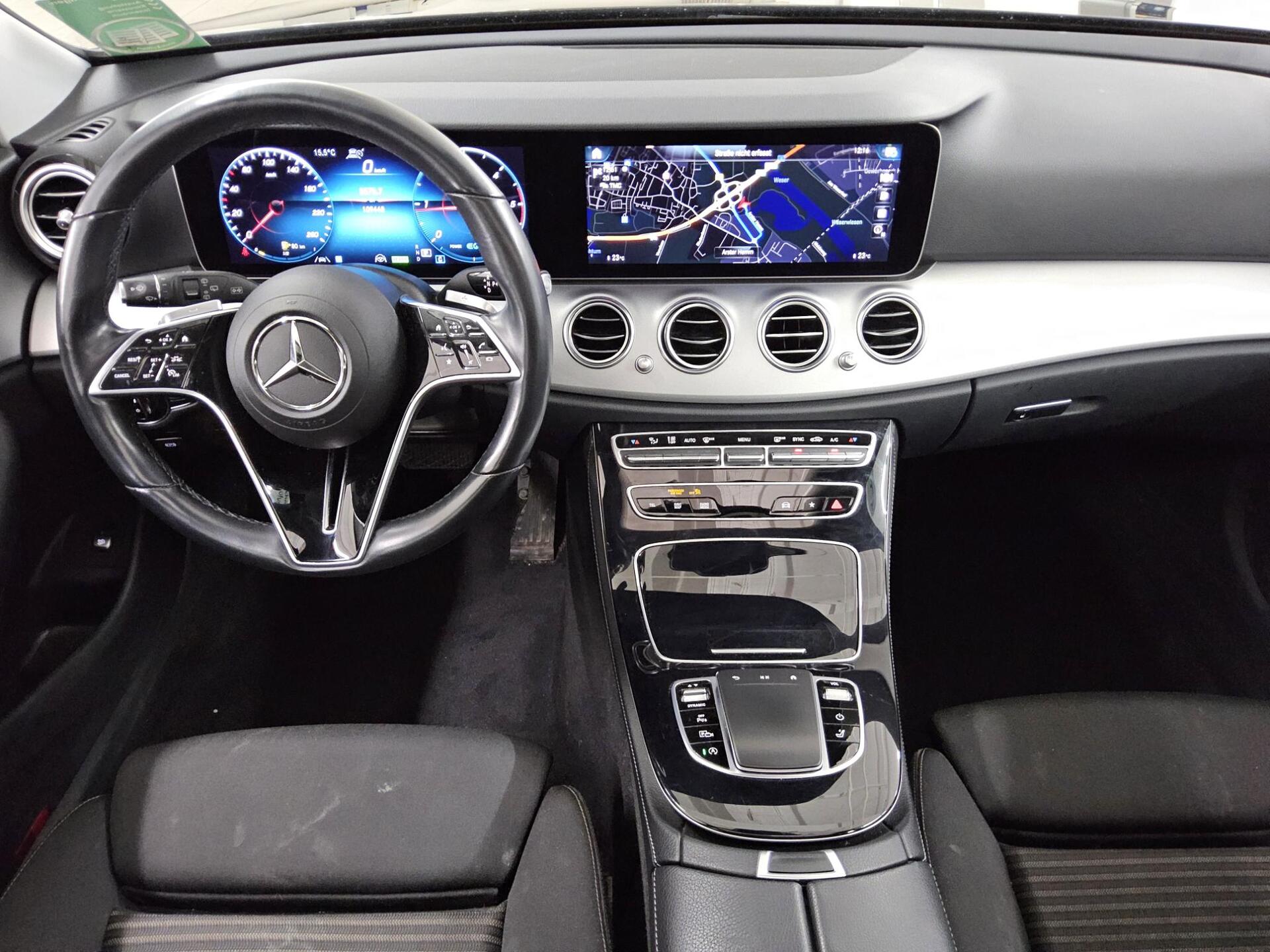 Mercedes-Benz E 220 T d Avantgarde Navi Widescreen Pano RFK 5