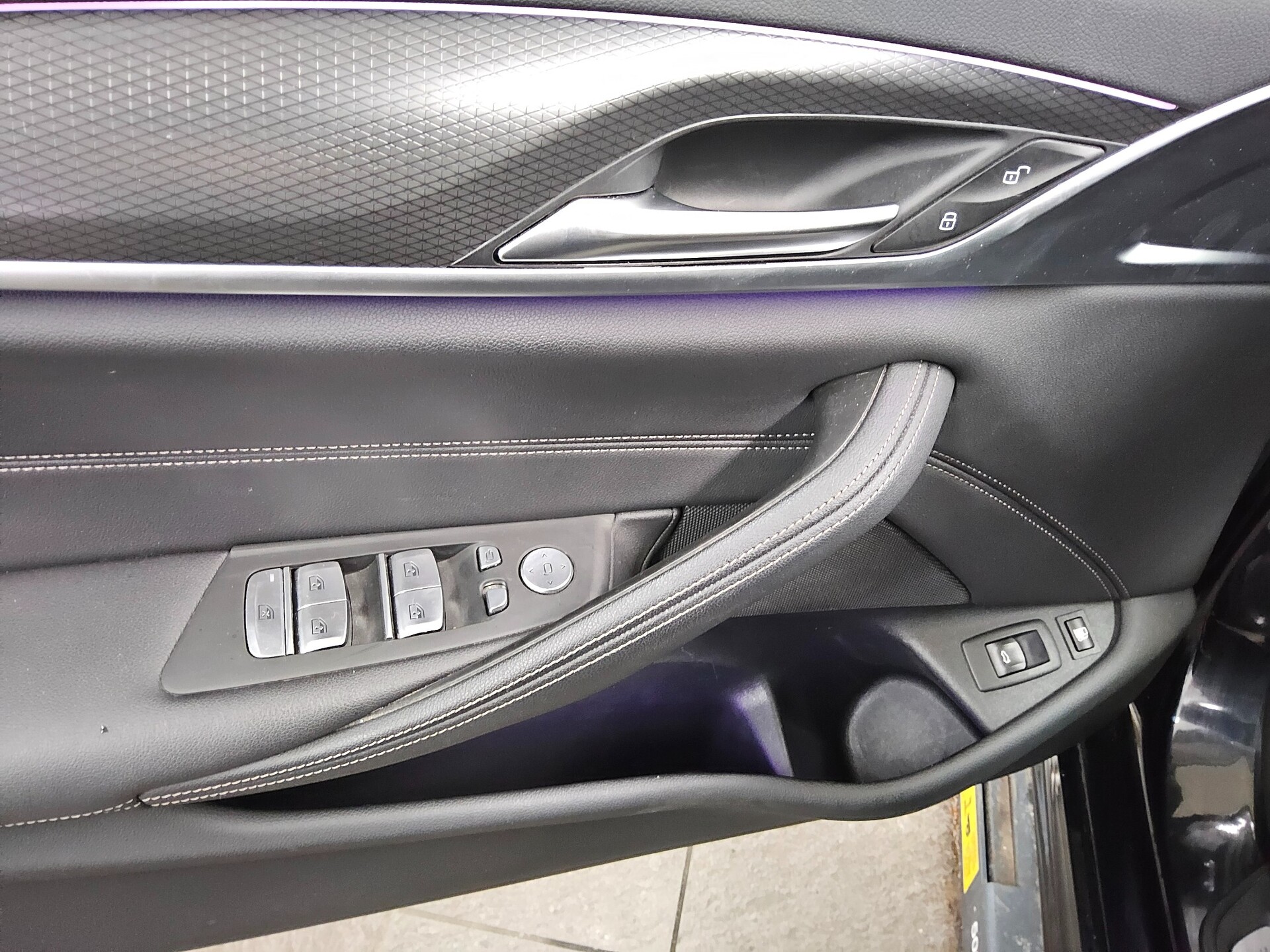 BMW 530e Touring M-Sport Navi LC-Pro Laser HuD HiFi 10