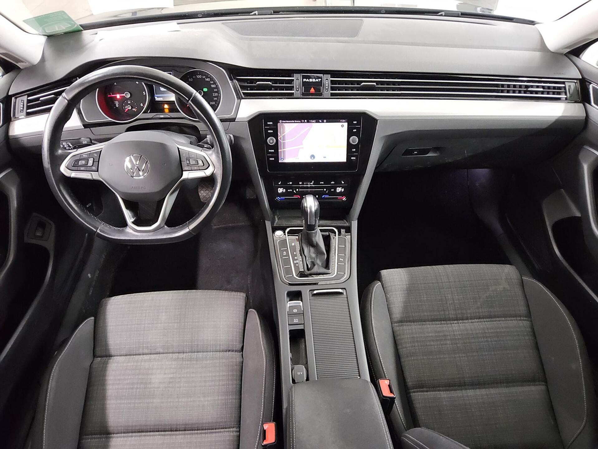 Volkswagen Passat Var. 2.0 TDI Business Navi LED Shz AHK 5