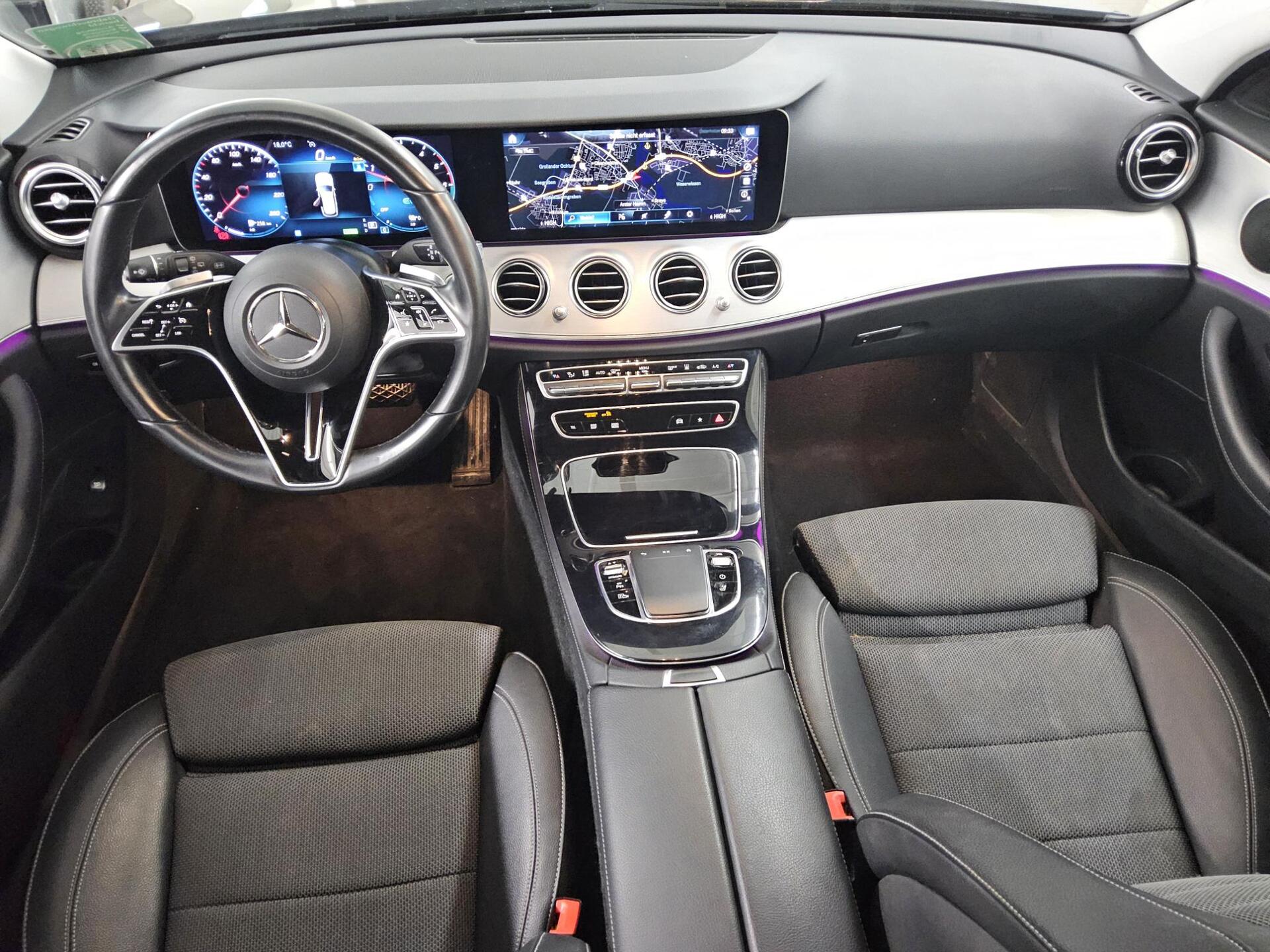 Mercedes-Benz E 300 T de Avantgarde Navi Widescreen LED 360° 5