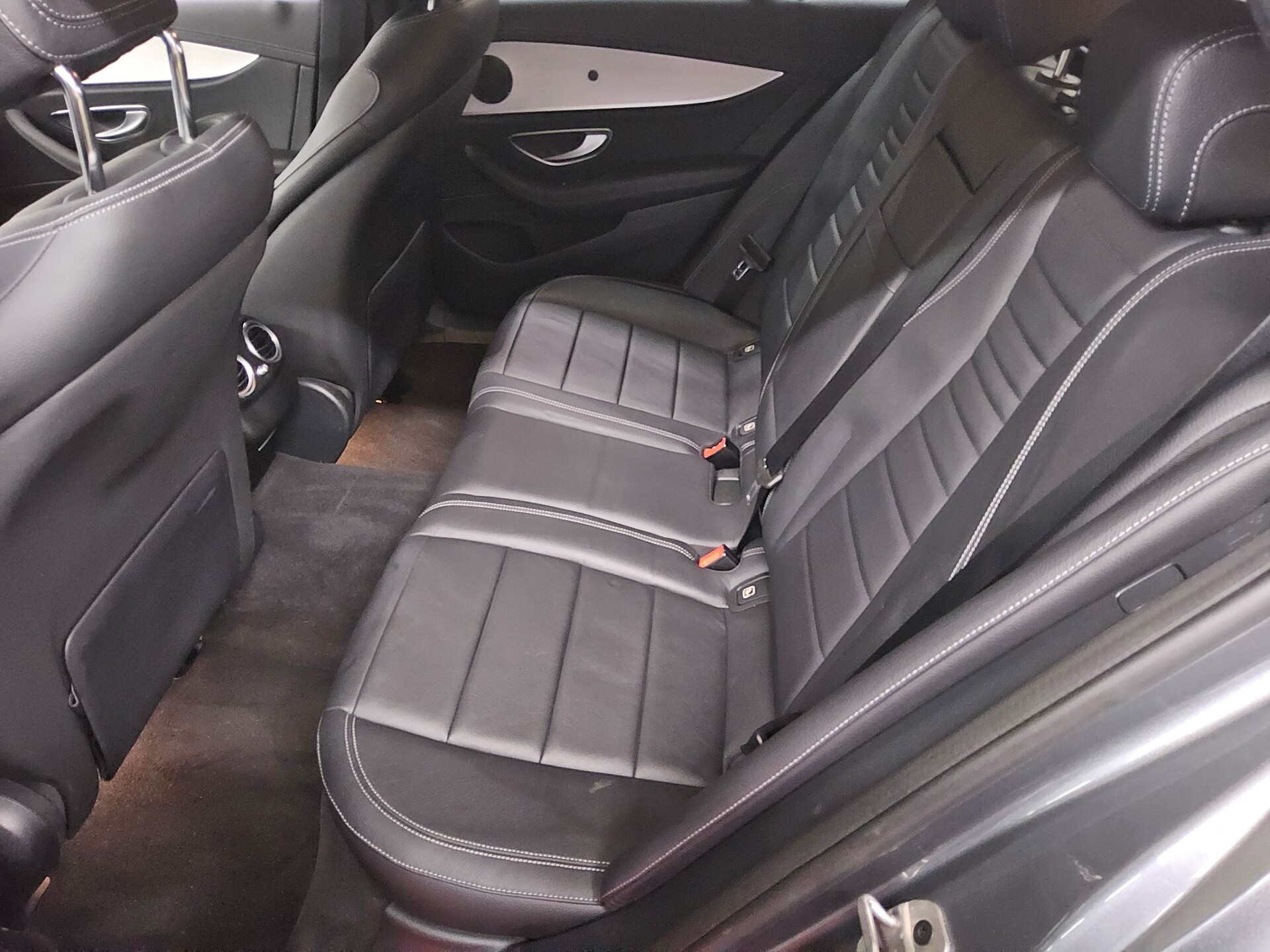 Mercedes-Benz E 220 T d Avantgarde Leder Navi LED Widescreen 13