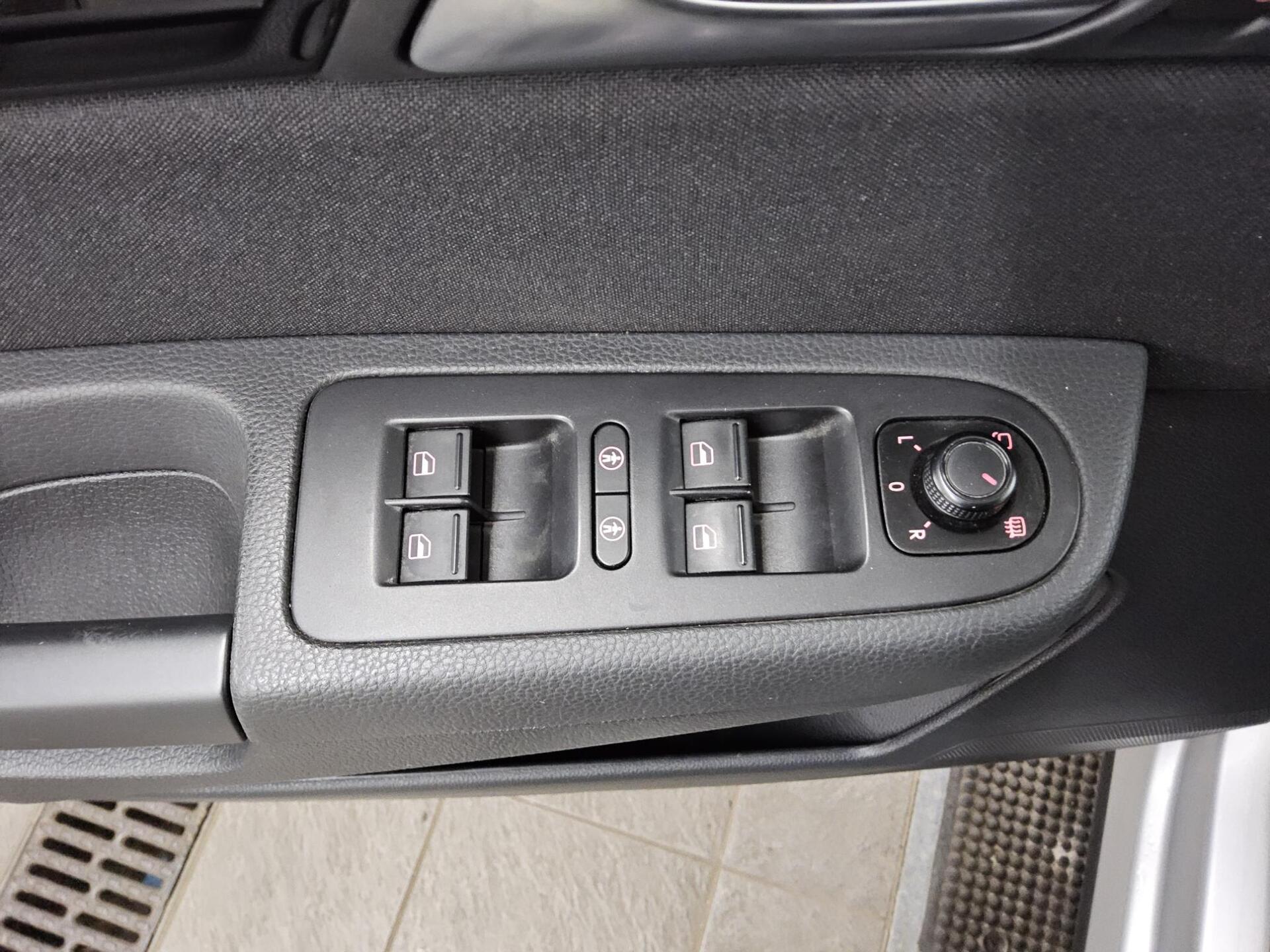 Seat Alhambra 2.0 TDI Style Navi ACC RfK Shz DAB+ 9