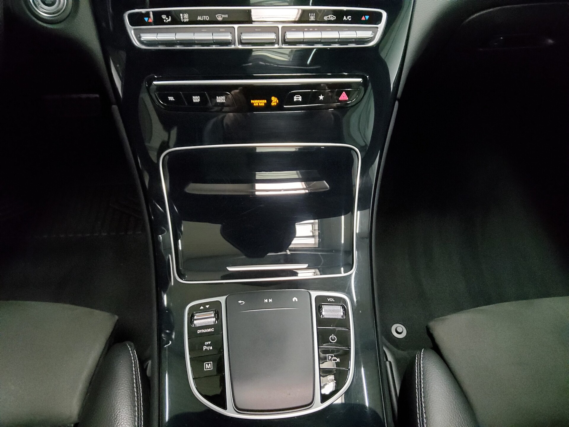 Mercedes-Benz GLC 300 de 4M AMG-Line T-Leder Navi LED Pano RfK 6