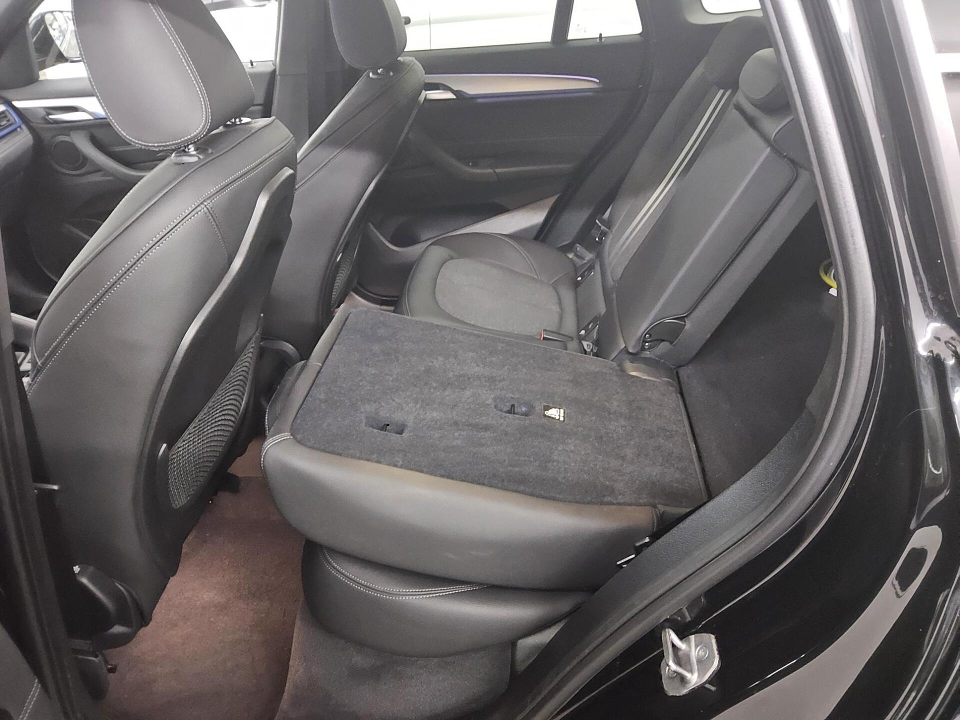 BMW X1 xDrive25e M-Sport T-Leder Navi LED HuD HiFi 12