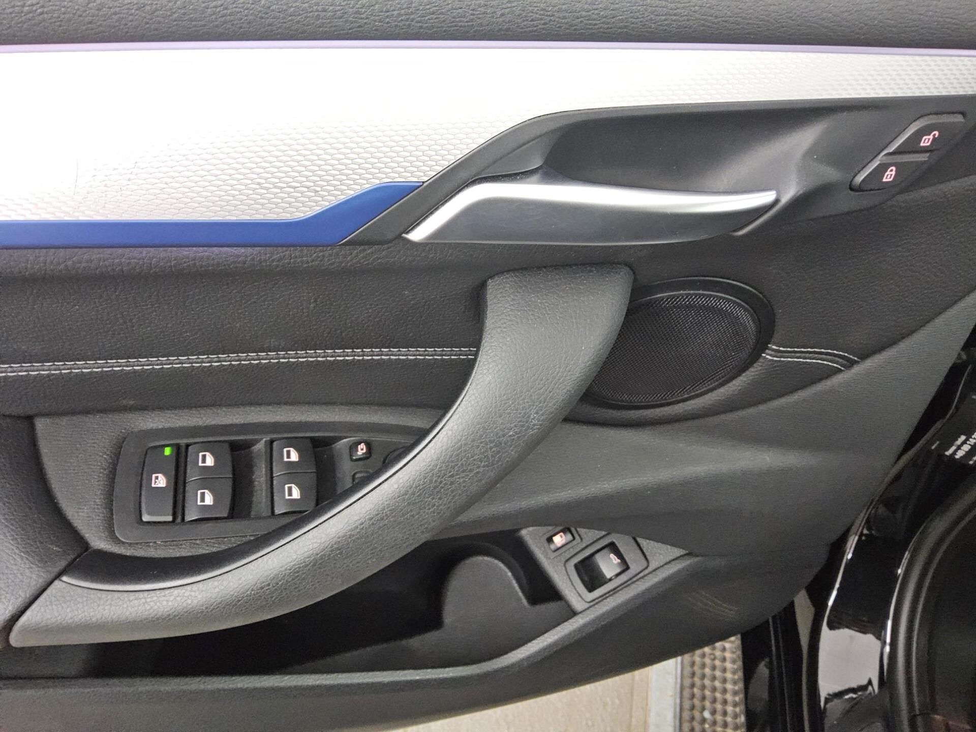 BMW X1 xDrive25e M-Sport T-Leder Navi LED HuD HiFi 9