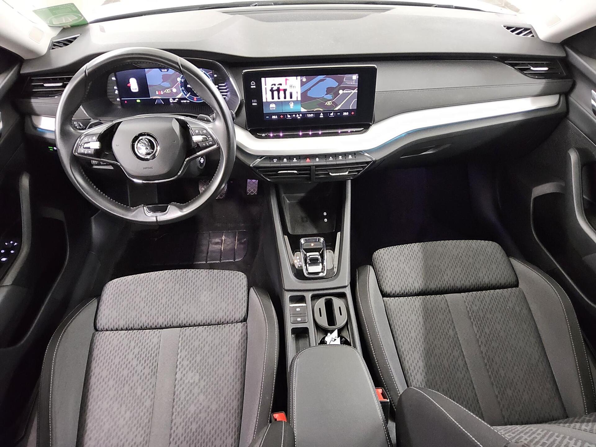 Skoda Octavia Kombi 2.0 TDI Ambition Navi LED Shz RFK 5