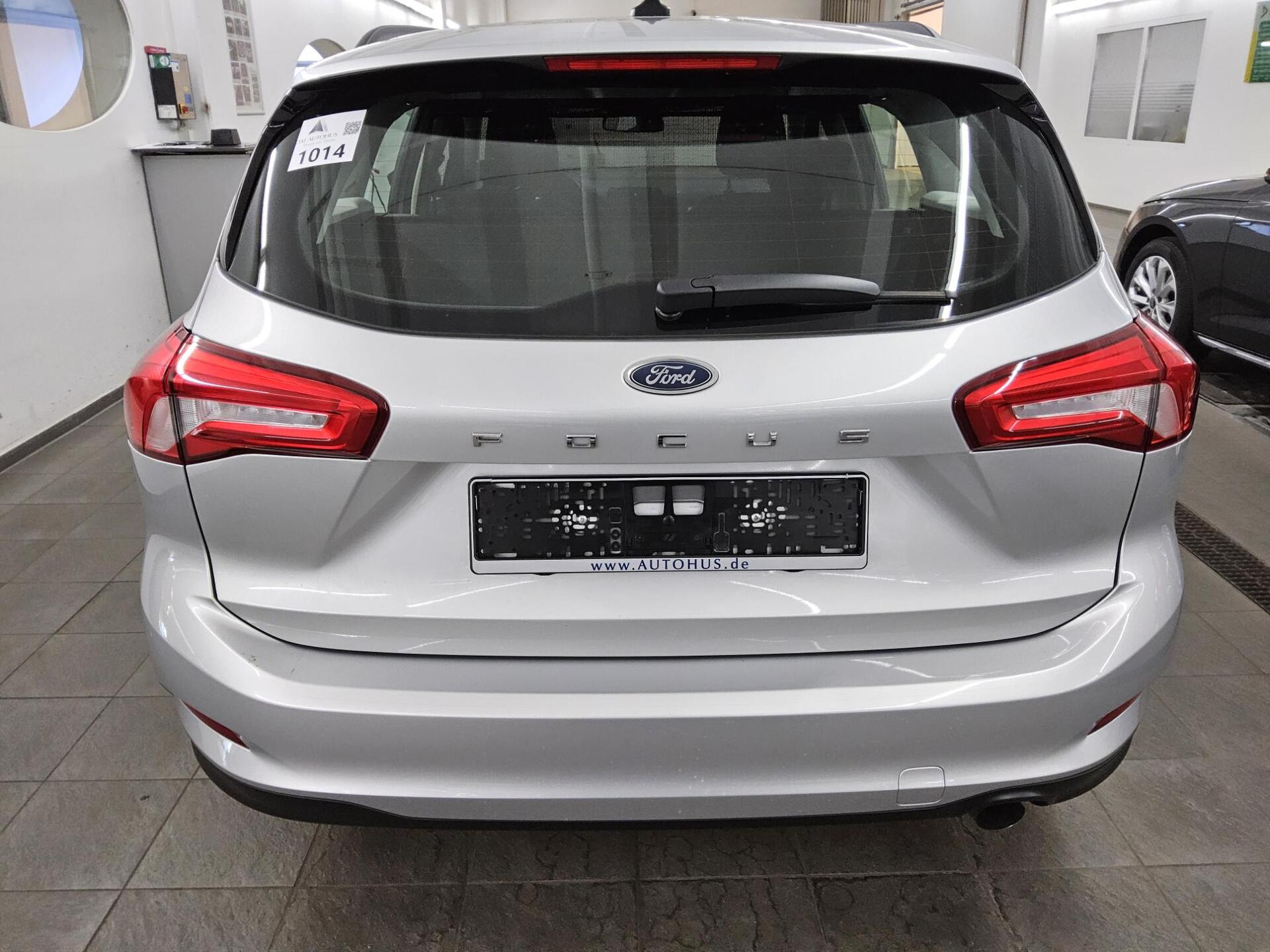 Ford Focus Turnier 1.5 EB Trend LED Tempomat AHK 10