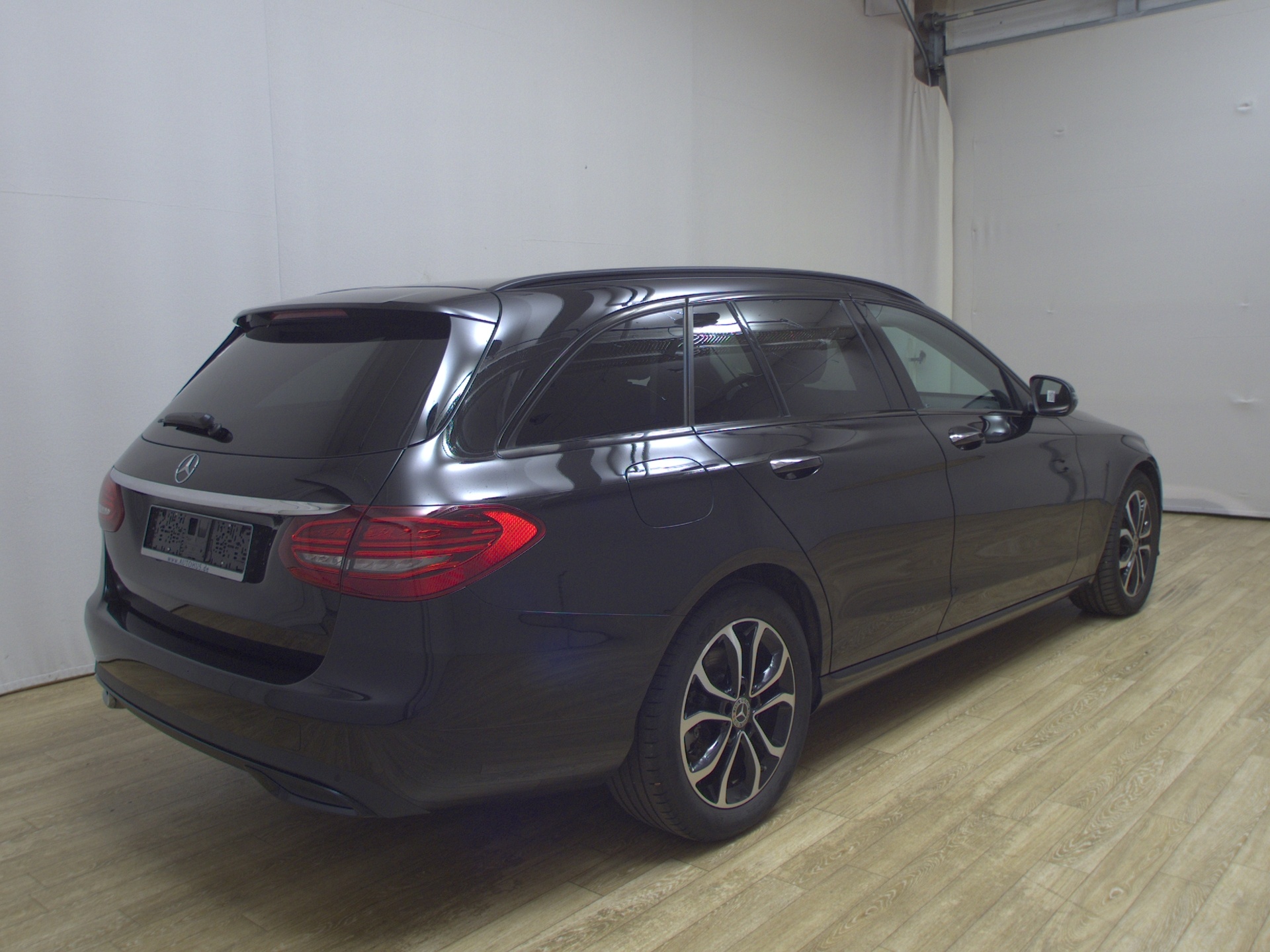 Mercedes-Benz C 220 T d Avantgarde T-Leder Navi LED Night RfK 4