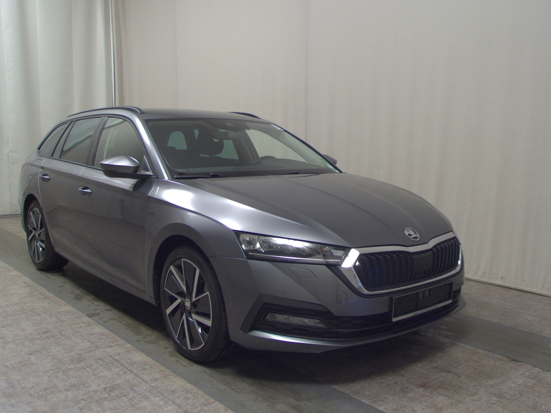 Skoda Octavia Kombi 2.0 TDI Ambition Navi LED vc RfK 3